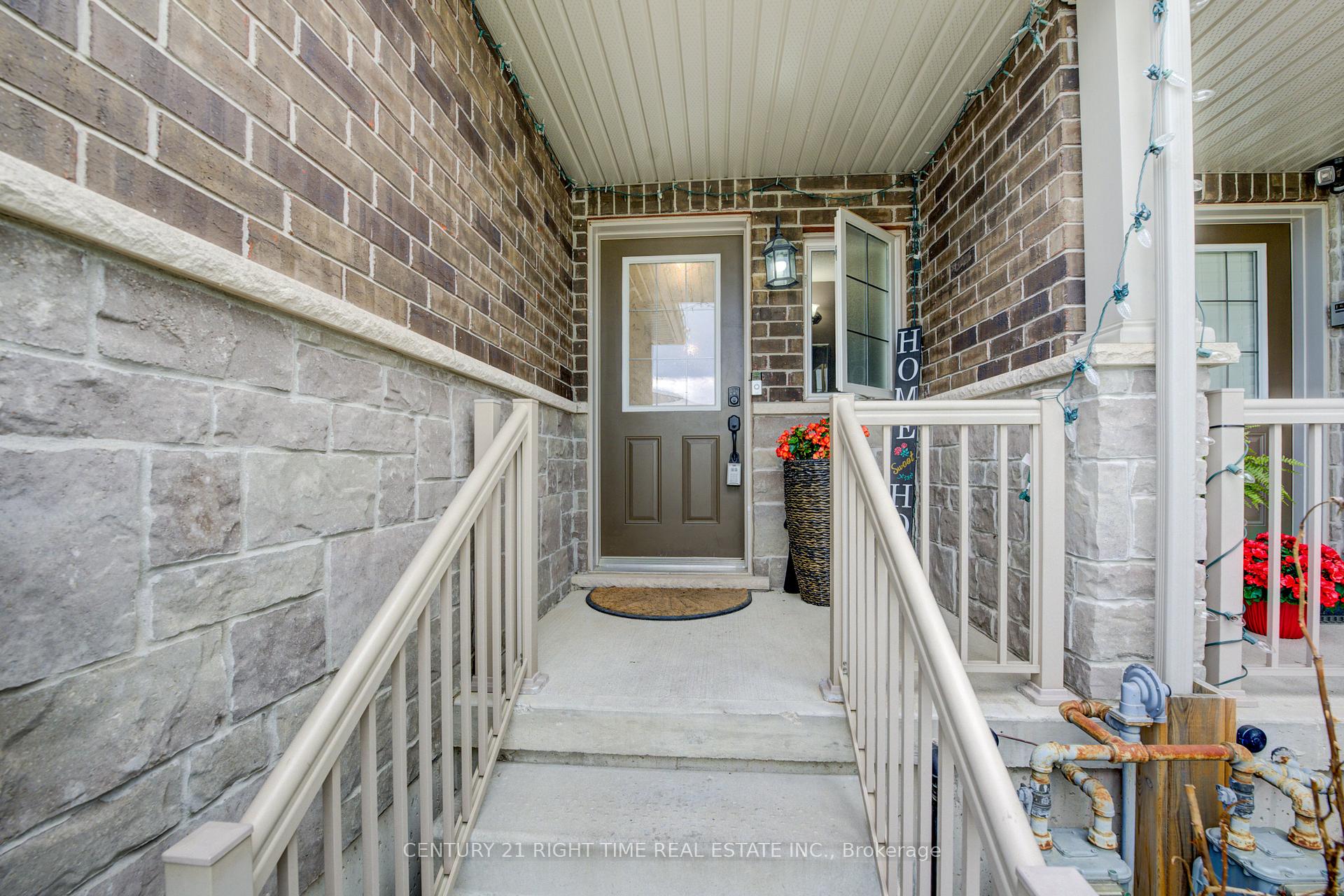 Photo 6 of 13 Machado Street, Kitchener — HOMEH