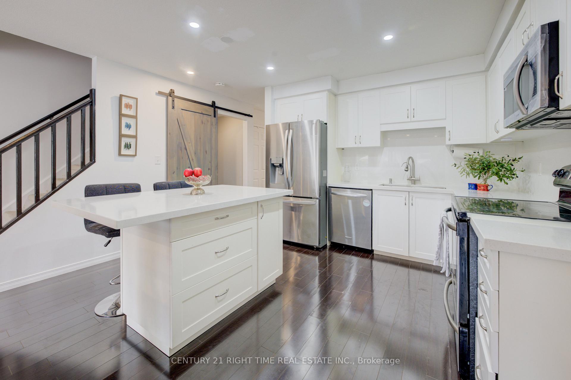 Photo 5 of 13 Machado Street, Kitchener — HOMEH