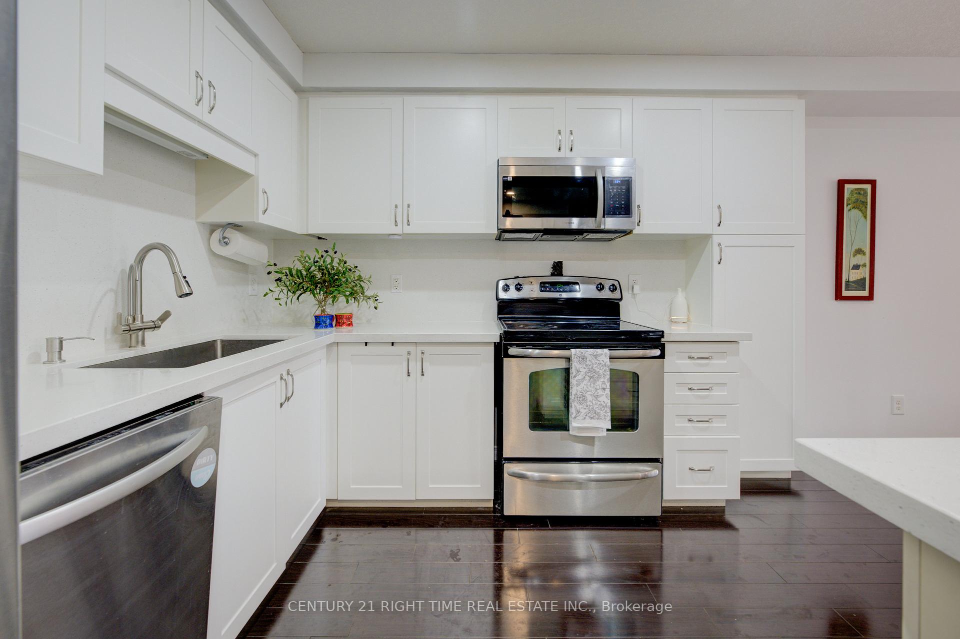 Photo 2 of 13 Machado Street, Kitchener — HOMEH