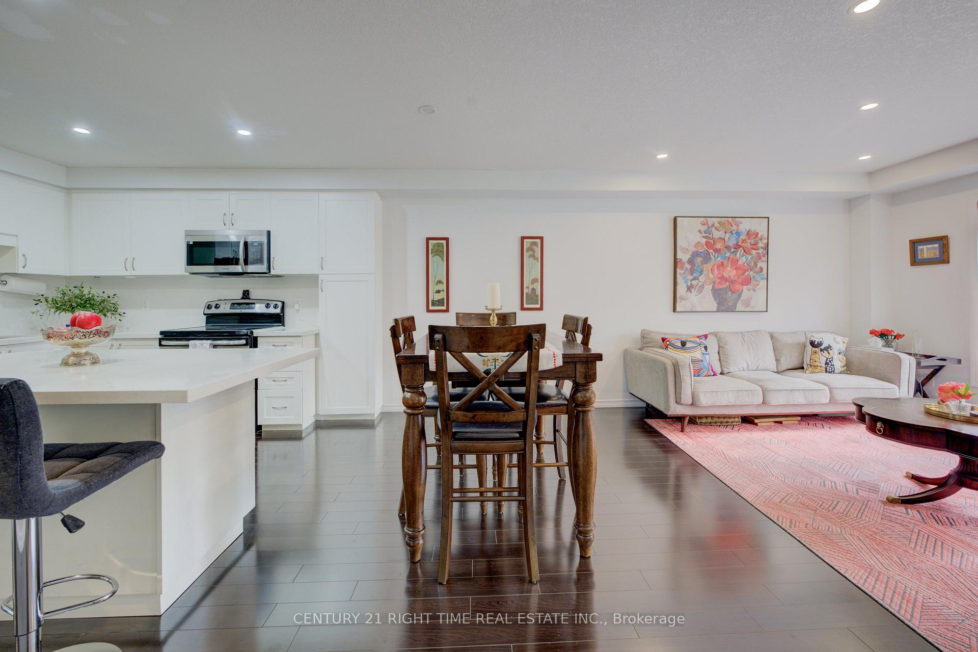 Photo 9 of 13 Machado Street, Kitchener — HOMEH