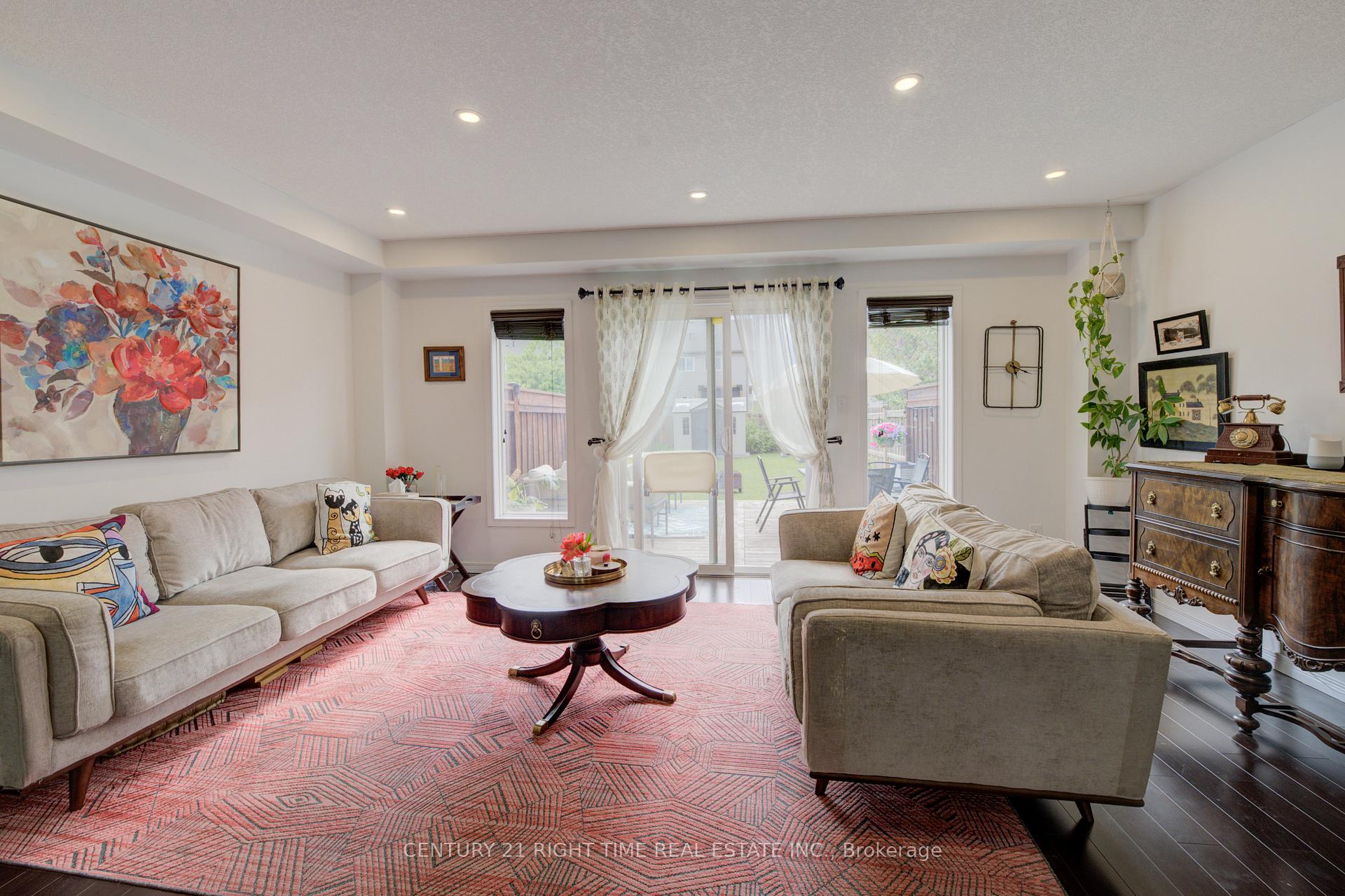 Photo 17 of 13 Machado Street, Kitchener — HOMEH