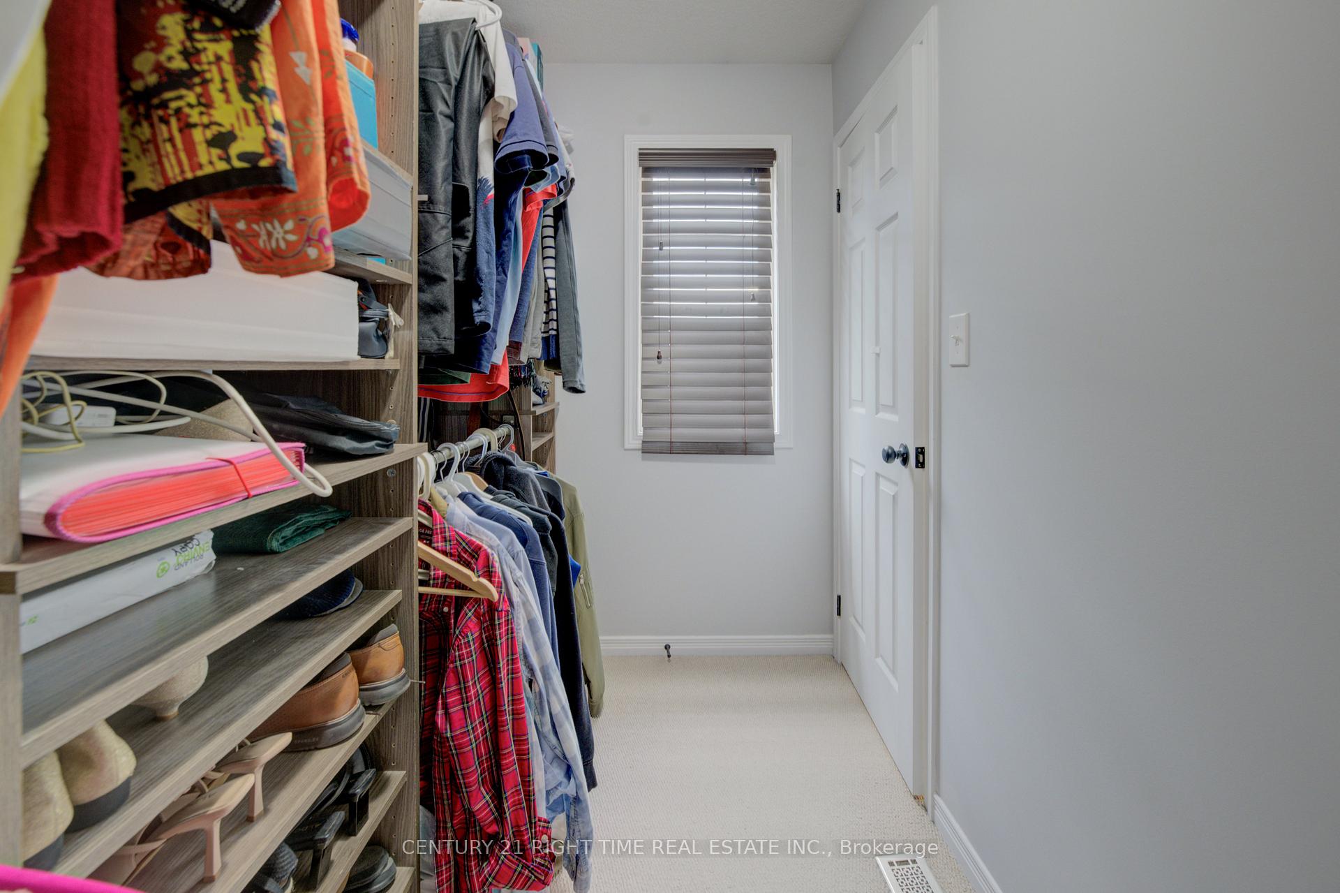 Photo 23 of 13 Machado Street, Kitchener — HOMEH