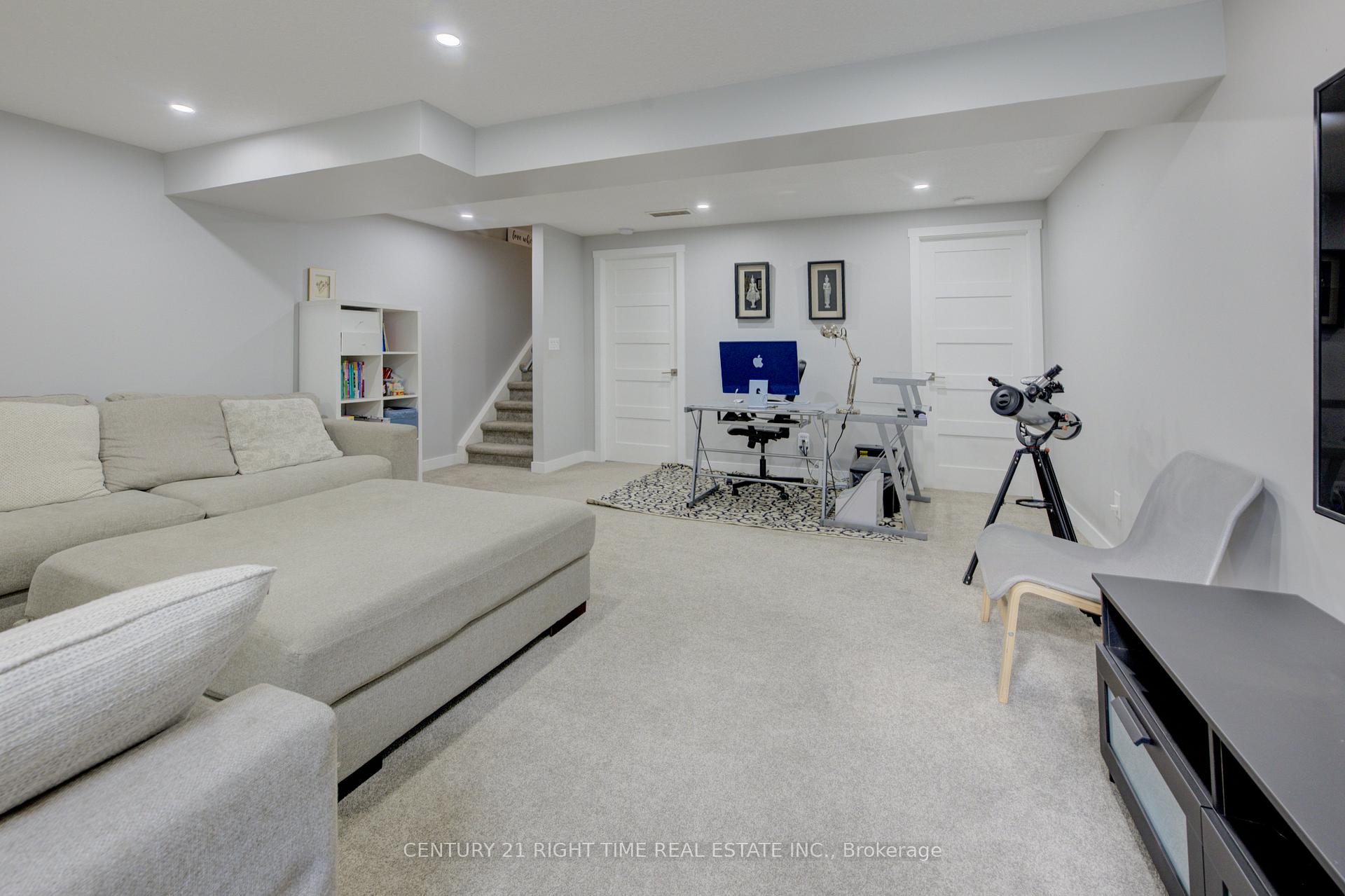 Photo 29 of 13 Machado Street, Kitchener — HOMEH