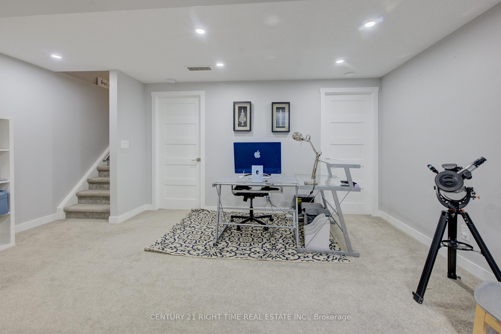 Photo 27 of 13 Machado Street, Kitchener — HOMEH