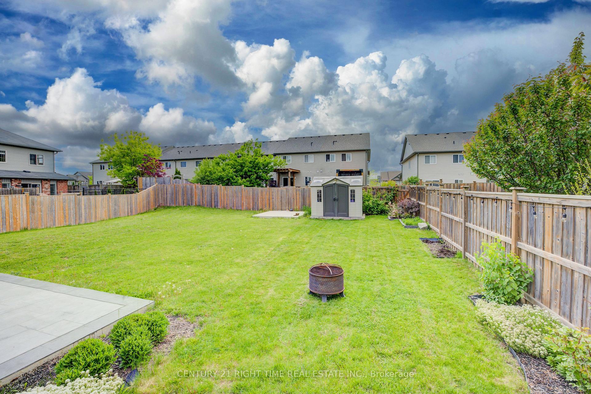 Photo 31 of 13 Machado Street, Kitchener — HOMEH