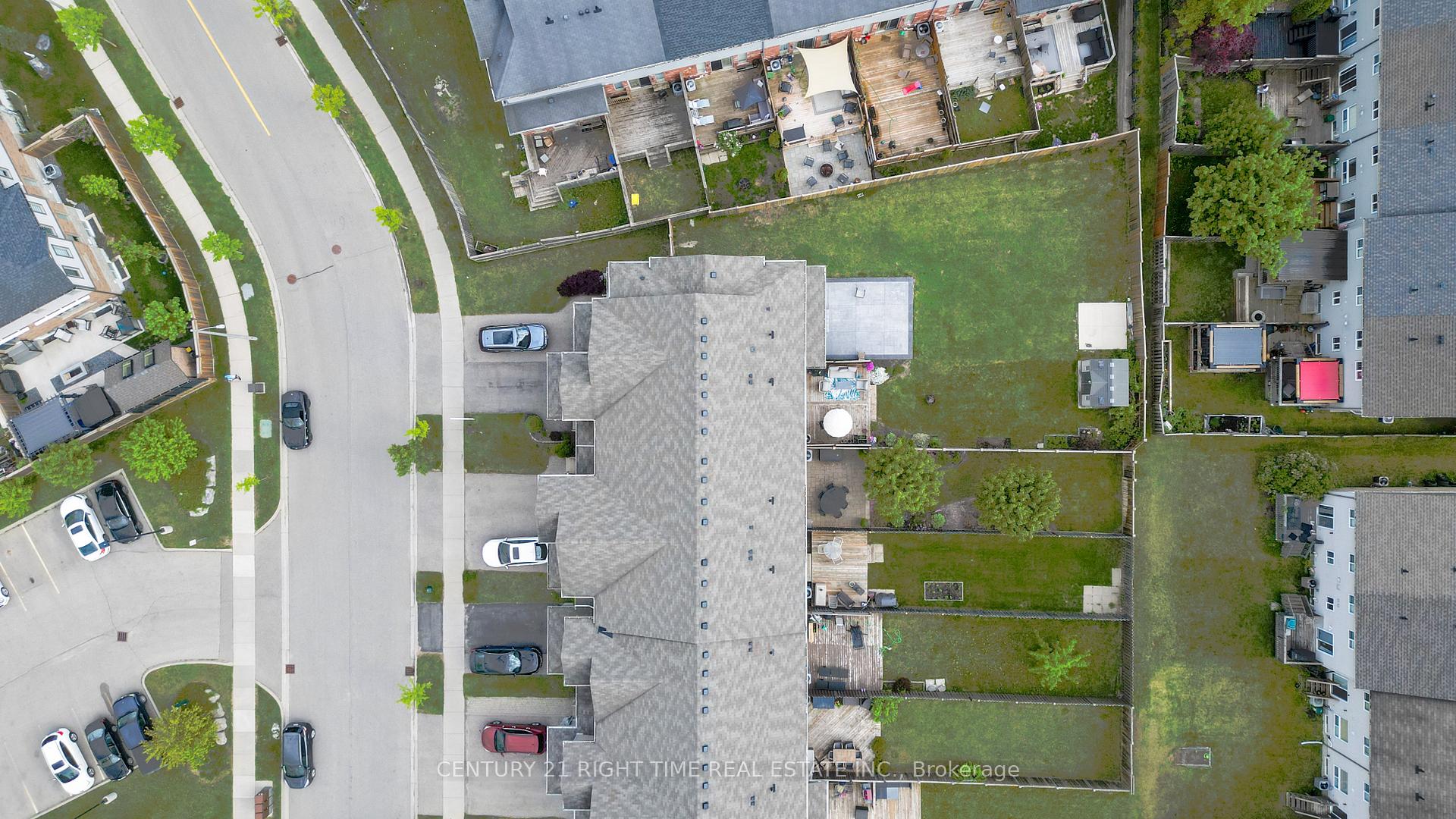 Photo 38 of 13 Machado Street, Kitchener — HOMEH