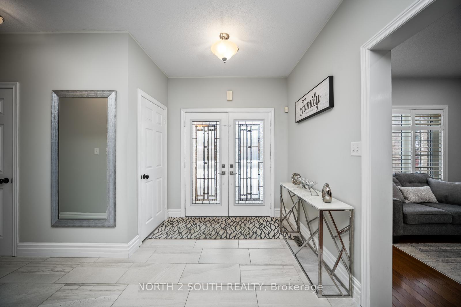 Photo 2 of 293 Mapleton Avenue, Barrie, Holly — HOMEH