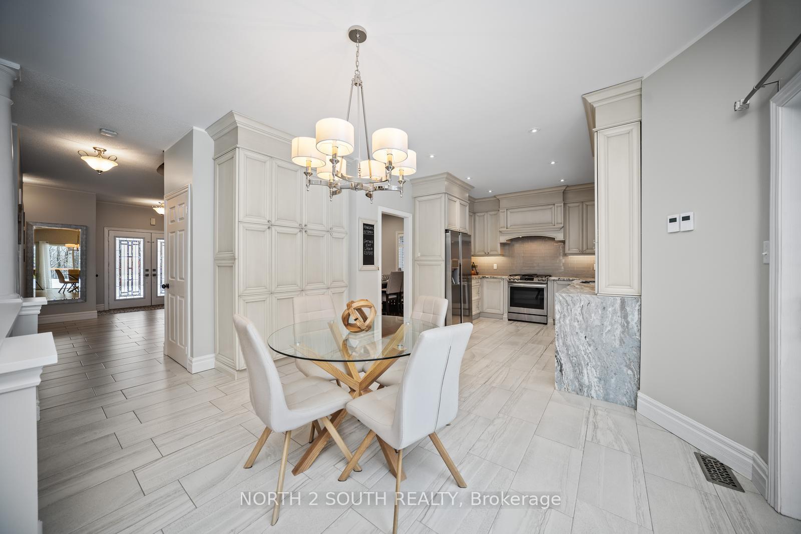 Photo 13 of 293 Mapleton Avenue, Barrie, Holly — HOMEH
