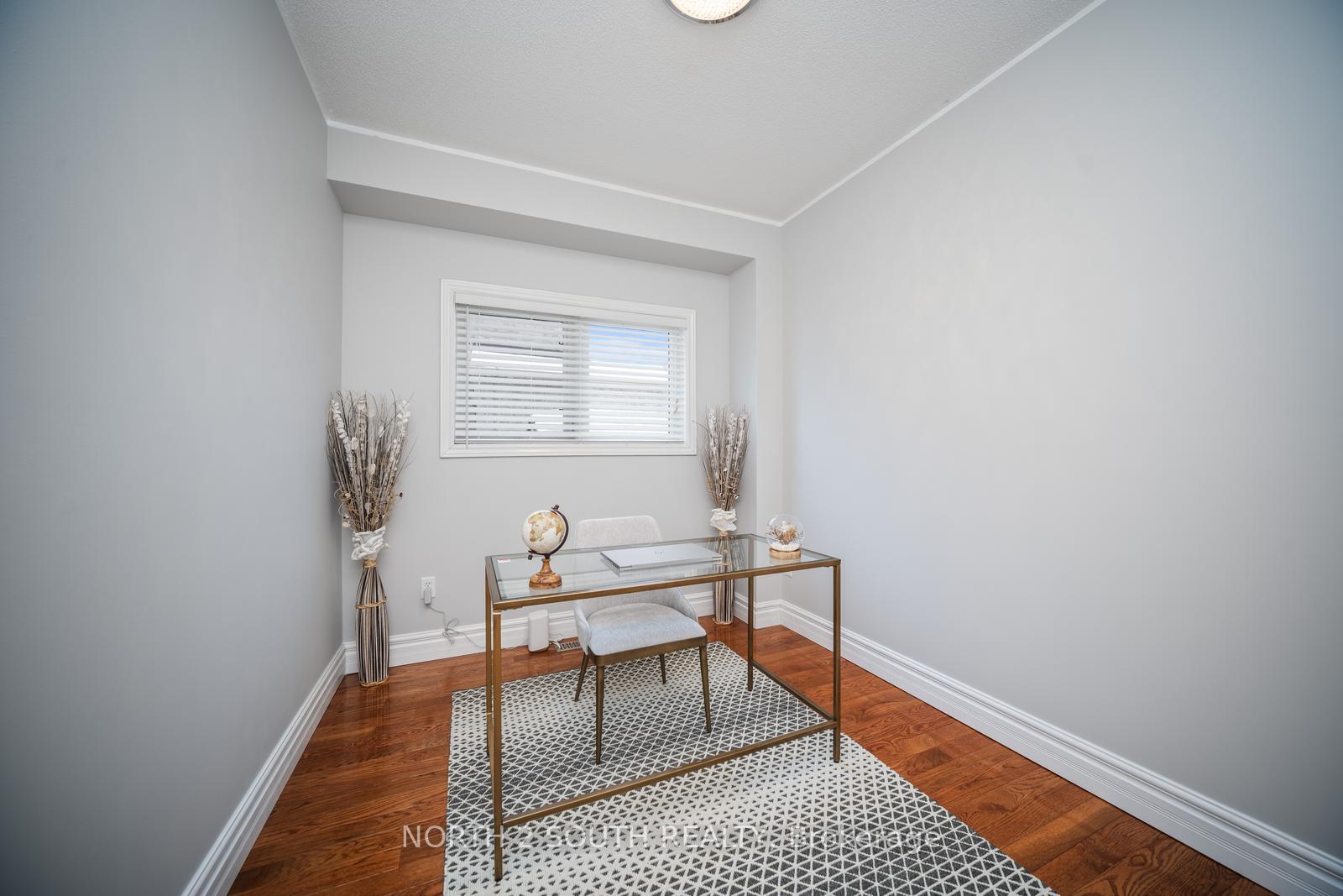 Photo 21 of 293 Mapleton Avenue, Barrie, Holly — HOMEH