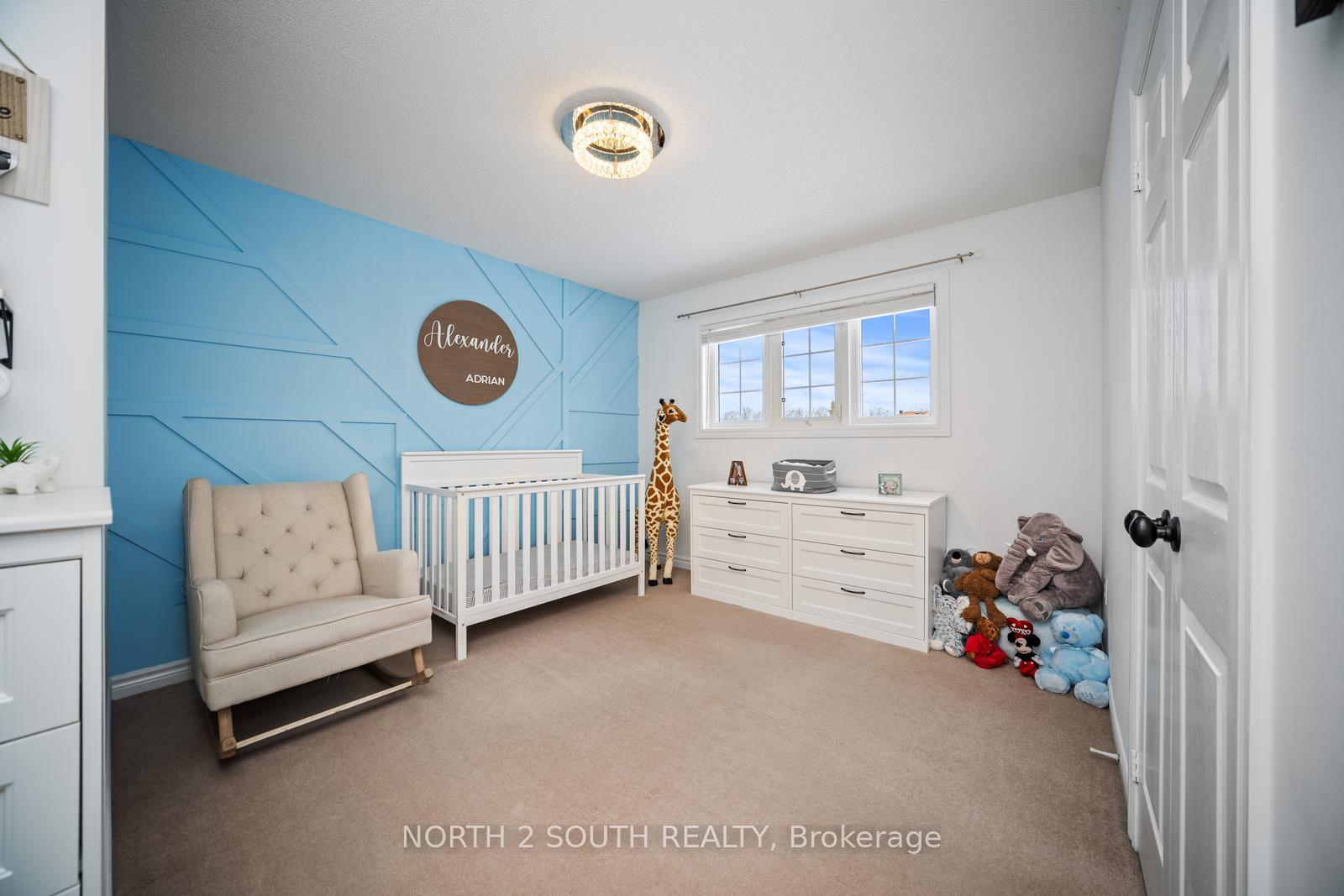Photo 23 of 293 Mapleton Avenue, Barrie, Holly — HOMEH