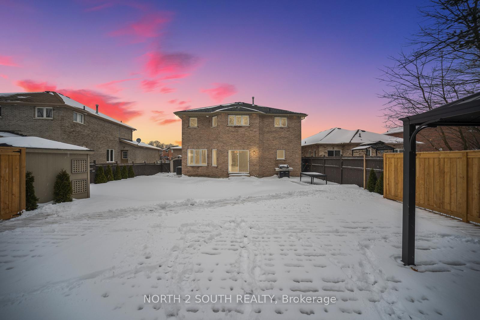 Photo 37 of 293 Mapleton Avenue, Barrie, Holly — HOMEH