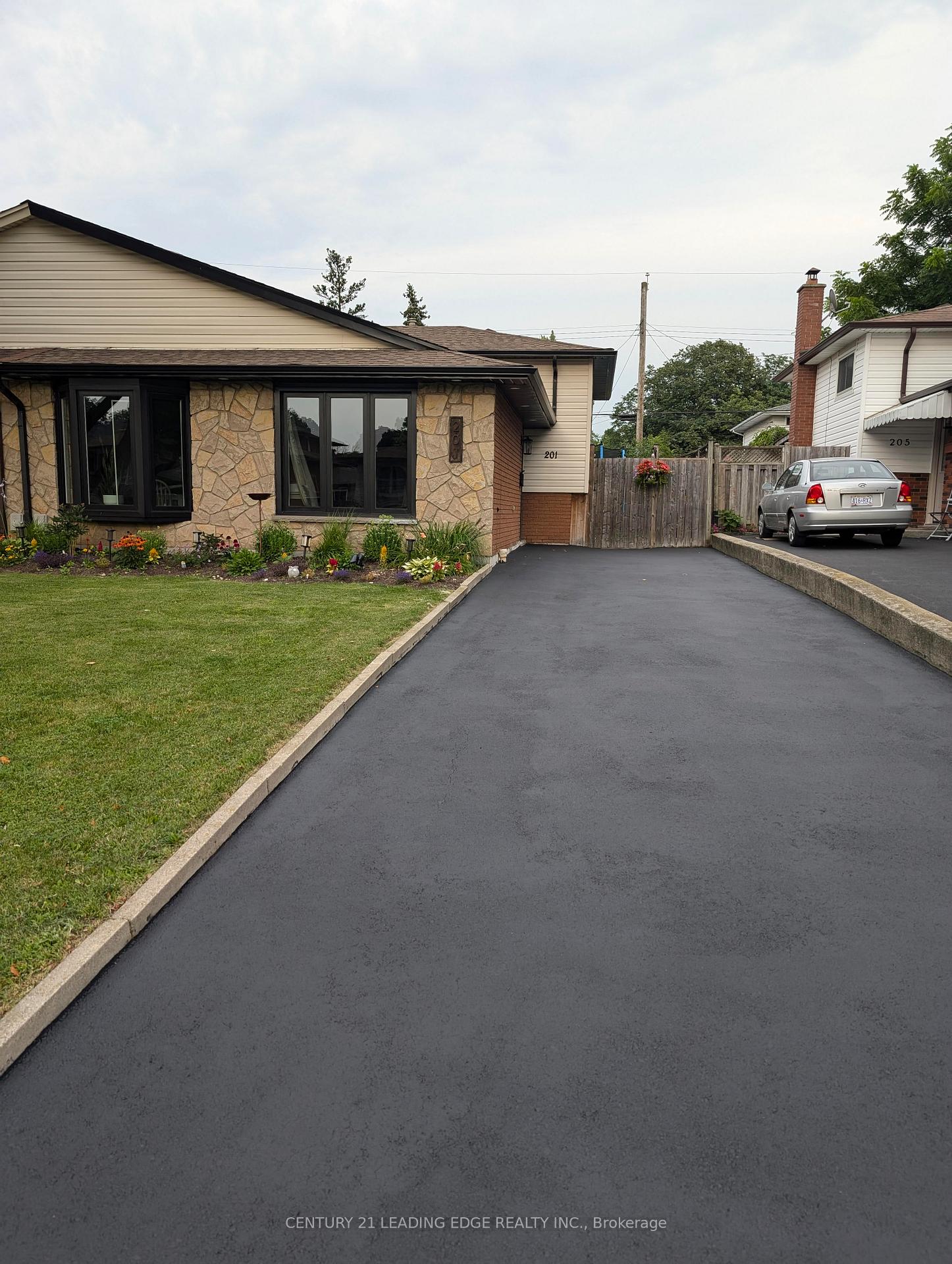 Photo 32 of 201 St Andrews Drive, Hamilton, Vincent — HOMEH