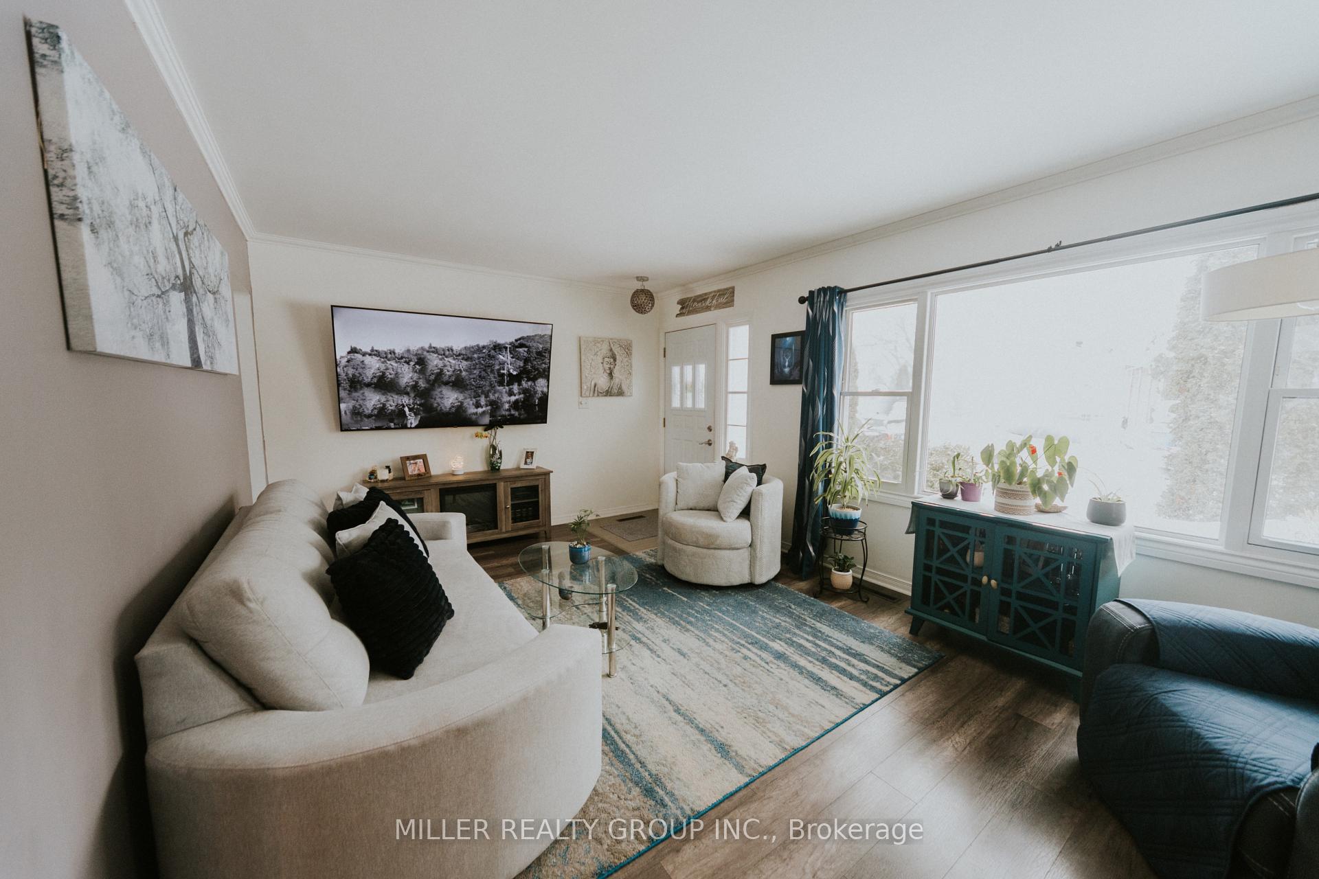 Photo 4 of 25 Pine Avenue W, Temiskaming Shores, New Liskeard — HOMEH