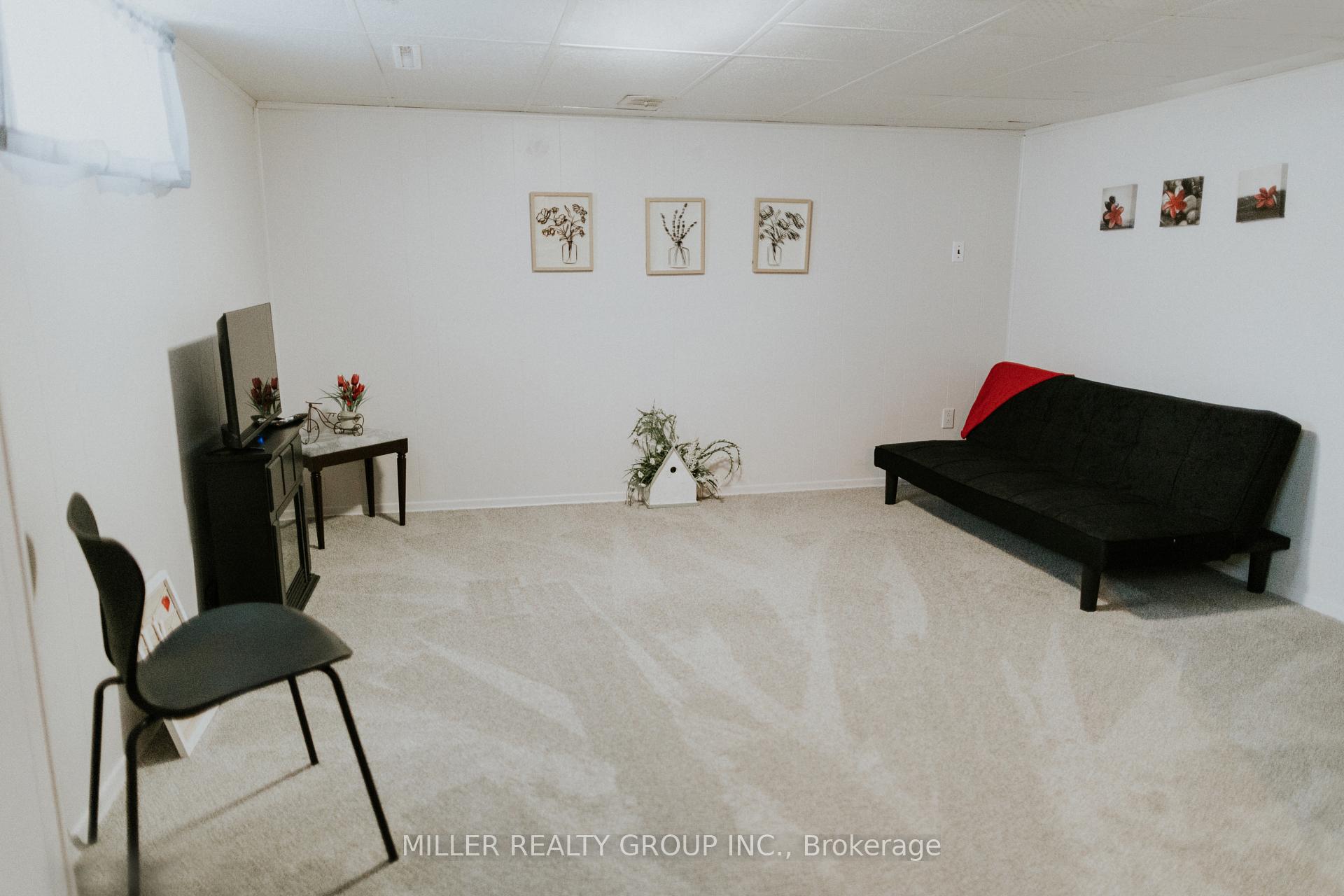 Photo 15 of 25 Pine Avenue W, Temiskaming Shores, New Liskeard — HOMEH