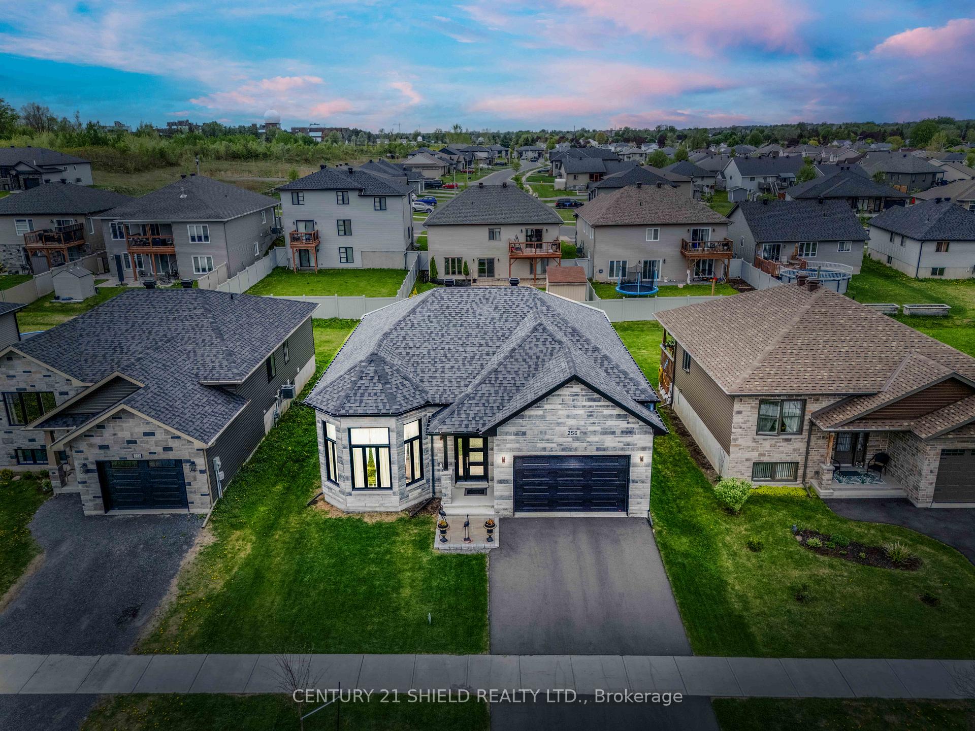 Photo 1 of 256 Gillis Avenue, Cornwall — HOMEH