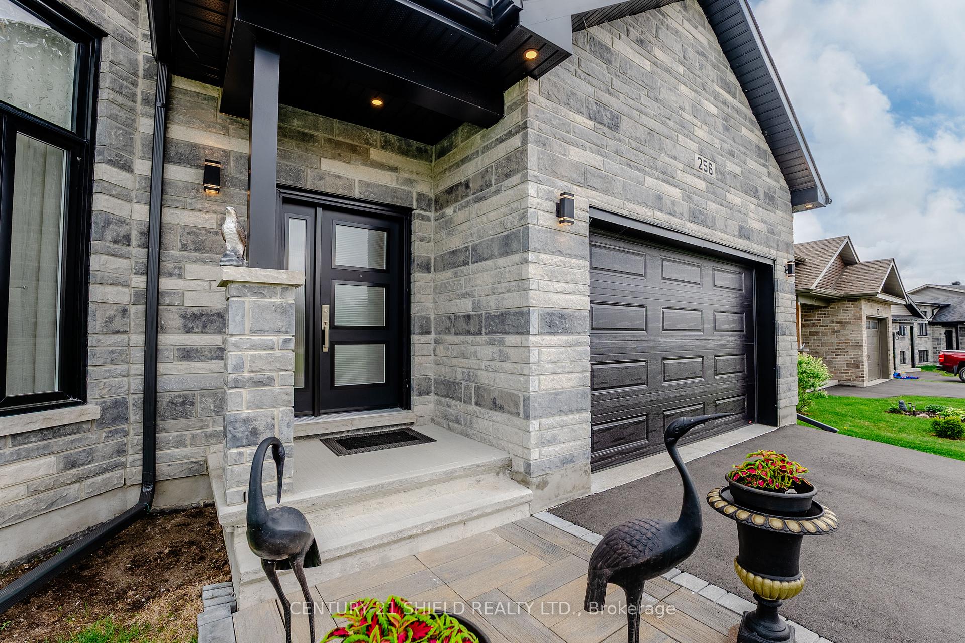 Photo 24 of 256 Gillis Avenue, Cornwall — HOMEH