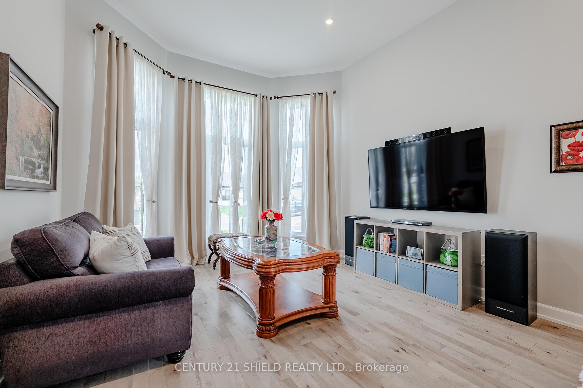 Photo 14 of 256 Gillis Avenue, Cornwall — HOMEH