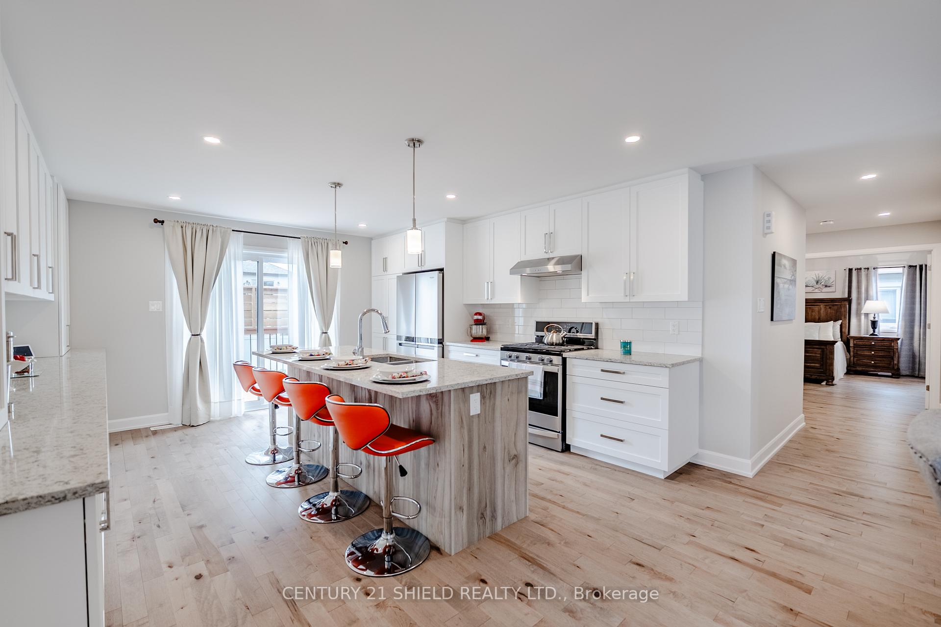 Photo 27 of 256 Gillis Avenue, Cornwall — HOMEH