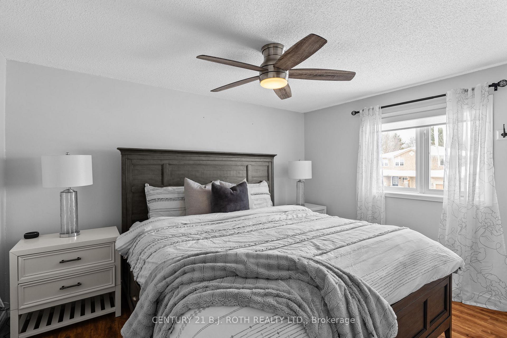 Photo 23 of Unit 2, 38 Kenwell Crescent, Barrie, Holly — HOMEH
