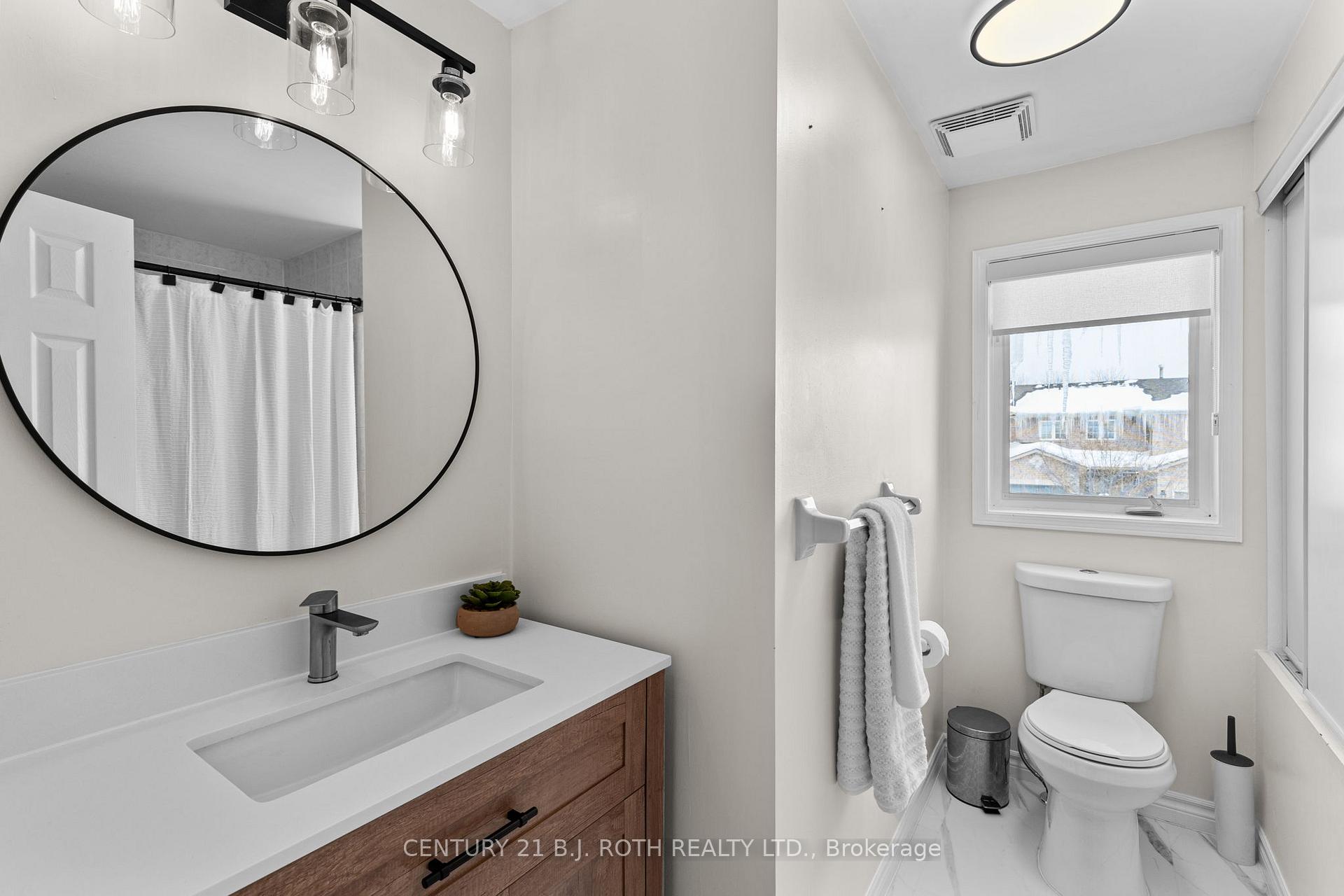 Photo 15 of Unit 2, 38 Kenwell Crescent, Barrie, Holly — HOMEH