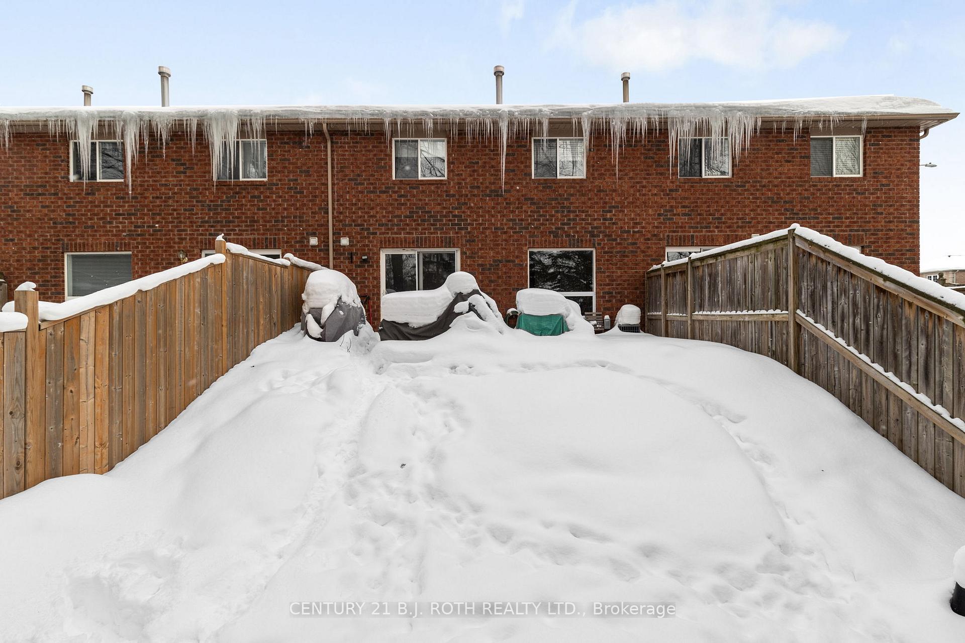 Photo 25 of Unit 2, 38 Kenwell Crescent, Barrie, Holly — HOMEH