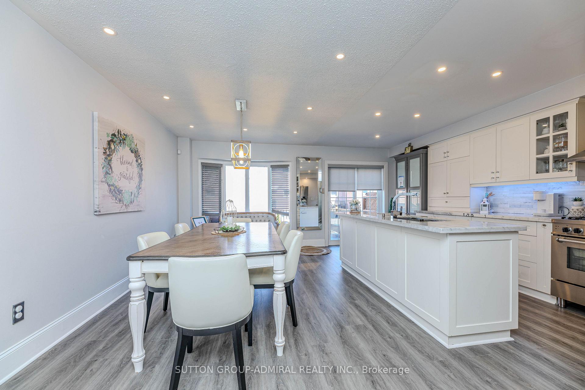 Photo 5 of 199 Kelso Crescent, Vaughan, Maple — HOMEH