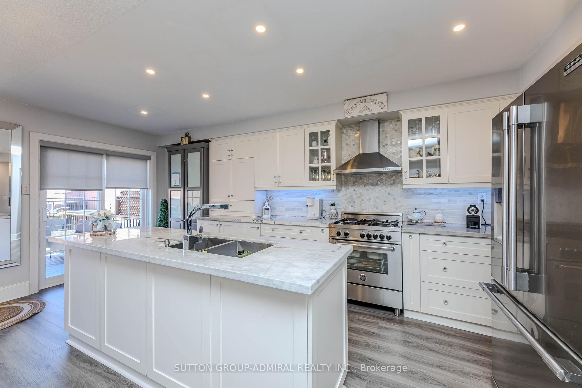 Photo 7 of 199 Kelso Crescent, Vaughan, Maple — HOMEH