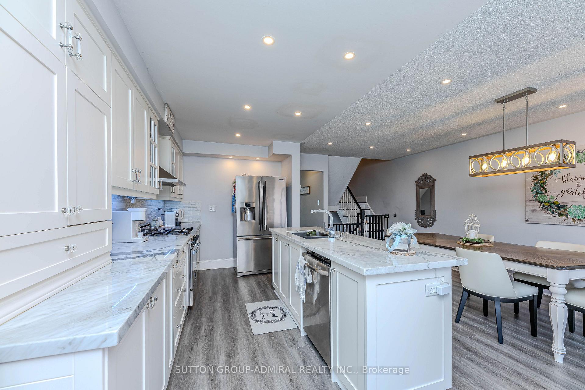 Photo 6 of 199 Kelso Crescent, Vaughan, Maple — HOMEH