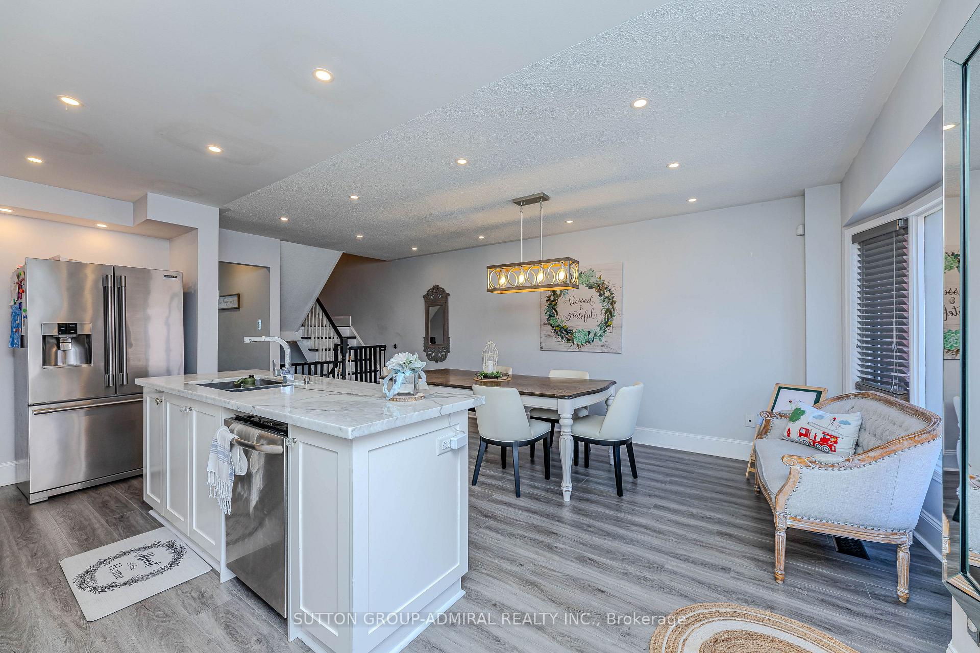 Photo 14 of 199 Kelso Crescent, Vaughan, Maple — HOMEH