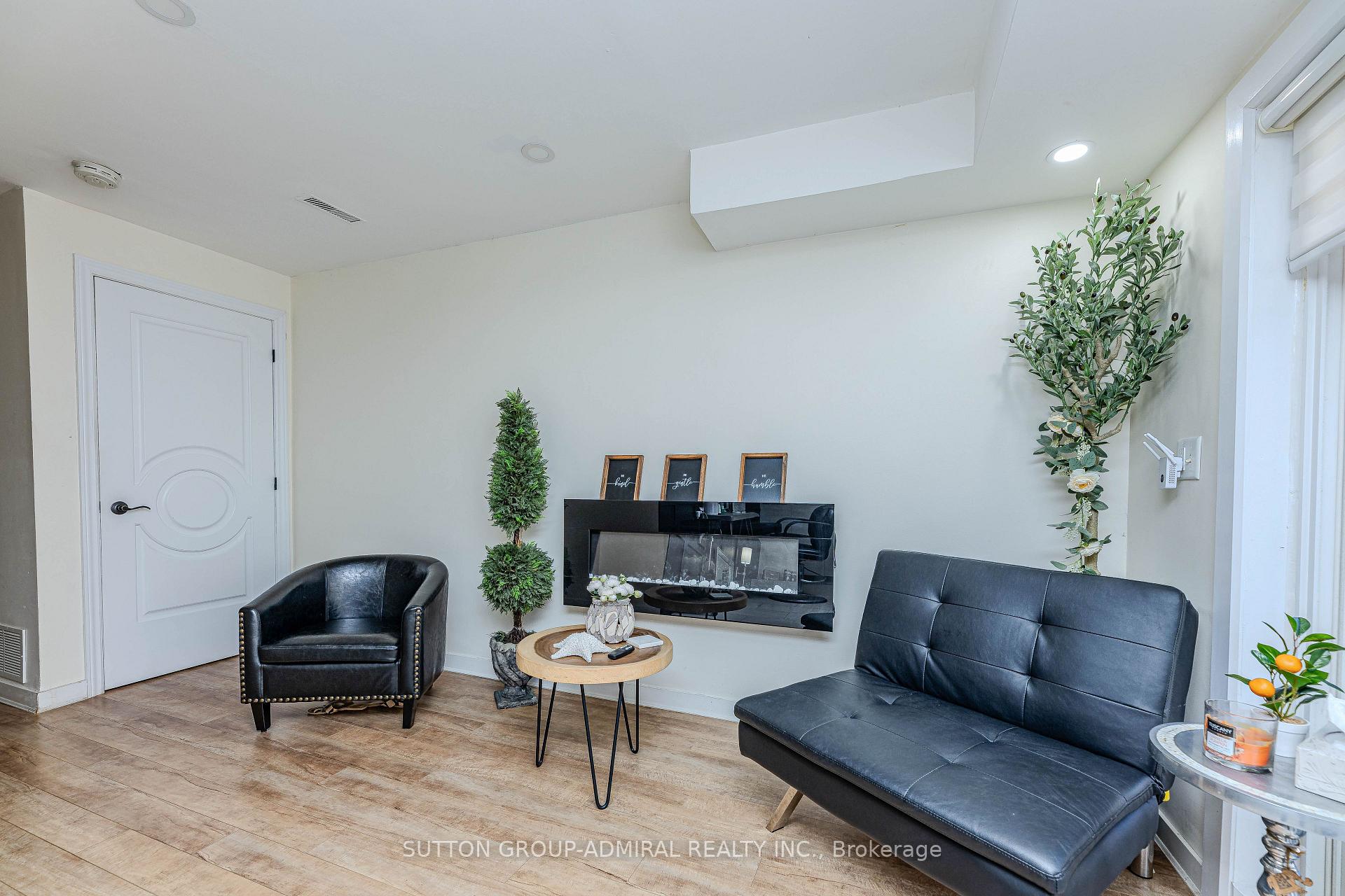 Photo 45 of 199 Kelso Crescent, Vaughan, Maple — HOMEH