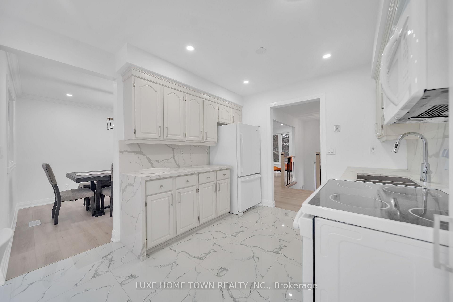 Photo 11 of 89 Pinedale Crescent, Clarington, Courtice — HOMEH