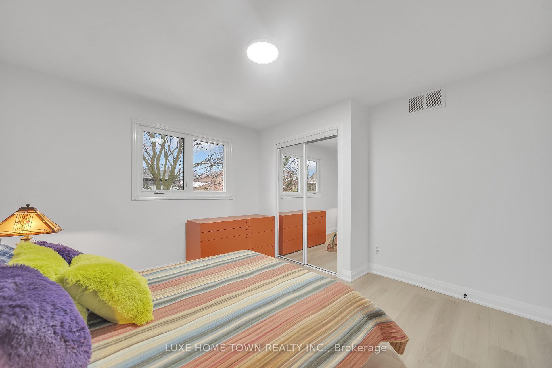 Photo 25 of 89 Pinedale Crescent, Clarington, Courtice — HOMEH