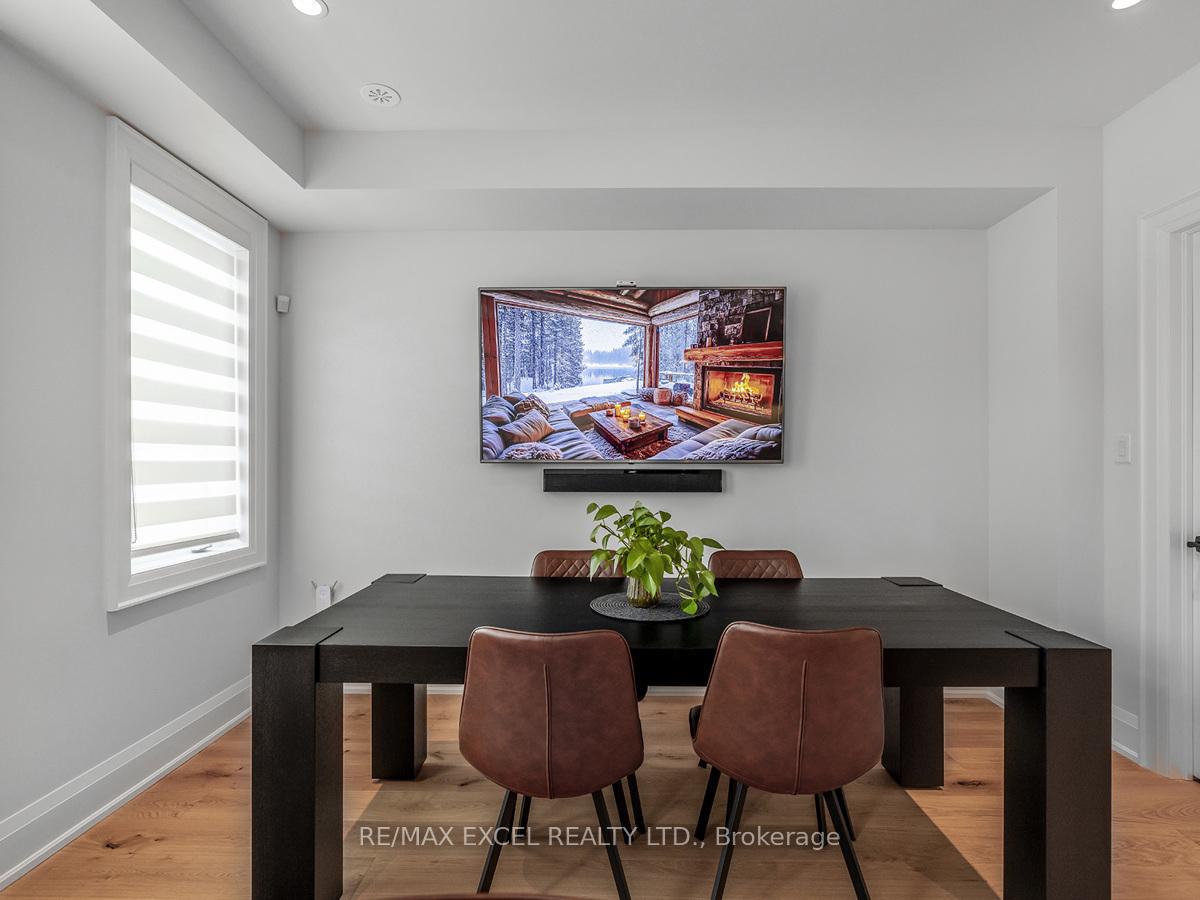 Photo 12 of 230 Rustle Woods Avenue, Markham, Cornell — HOMEH