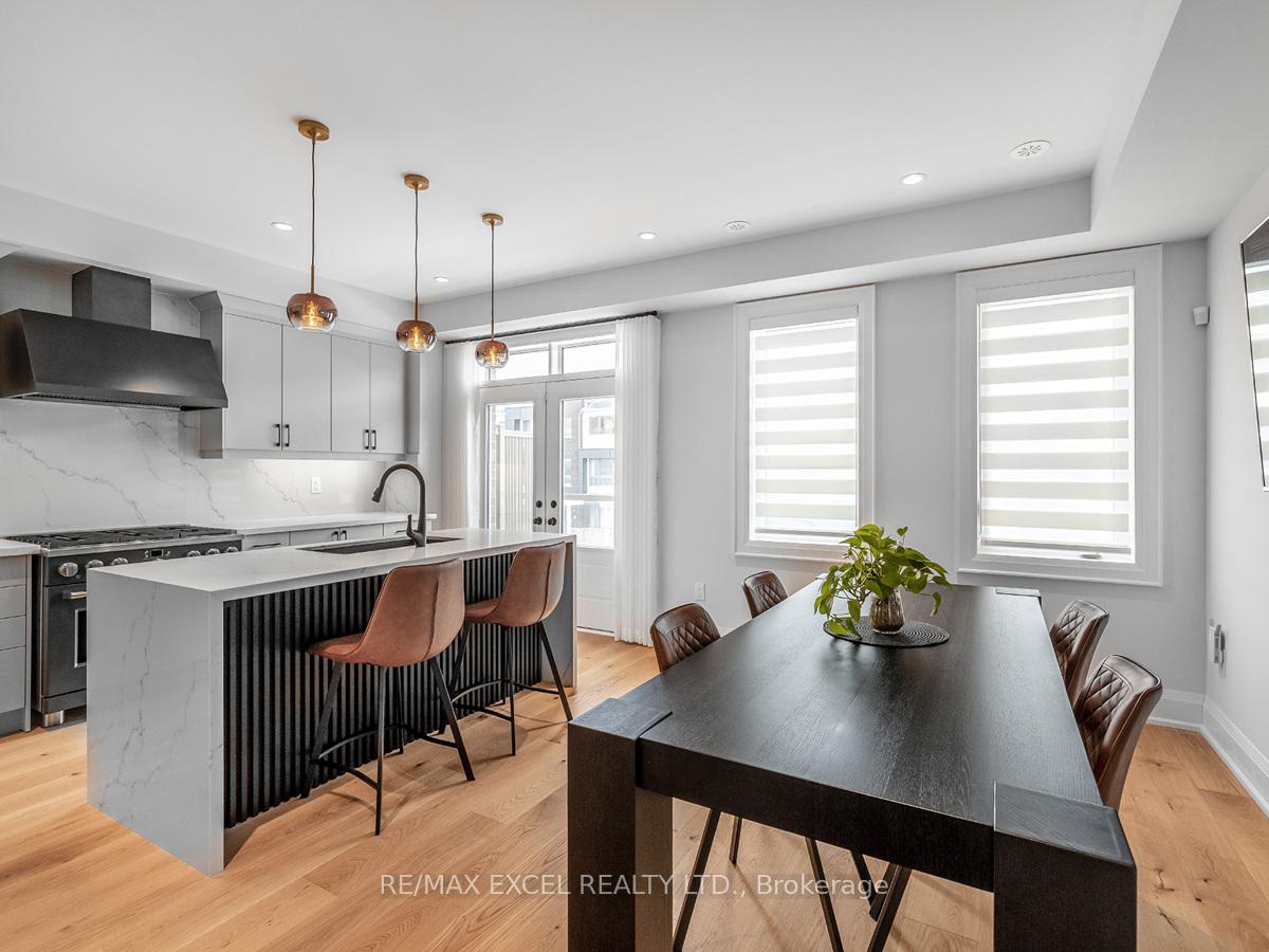 Photo 16 of 230 Rustle Woods Avenue, Markham, Cornell — HOMEH