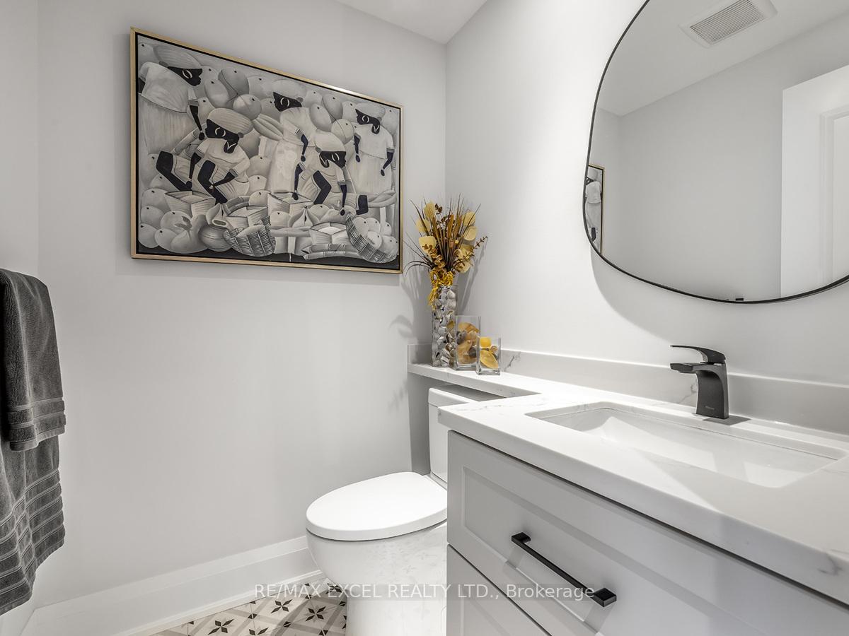 Photo 26 of 230 Rustle Woods Avenue, Markham, Cornell — HOMEH