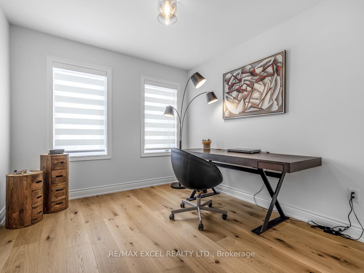 Photo 35 of 230 Rustle Woods Avenue, Markham, Cornell — HOMEH