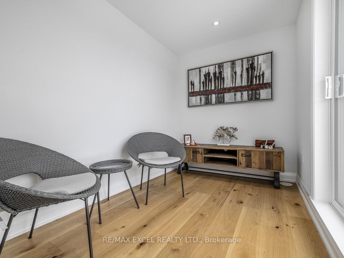 Photo 30 of 230 Rustle Woods Avenue, Markham, Cornell — HOMEH