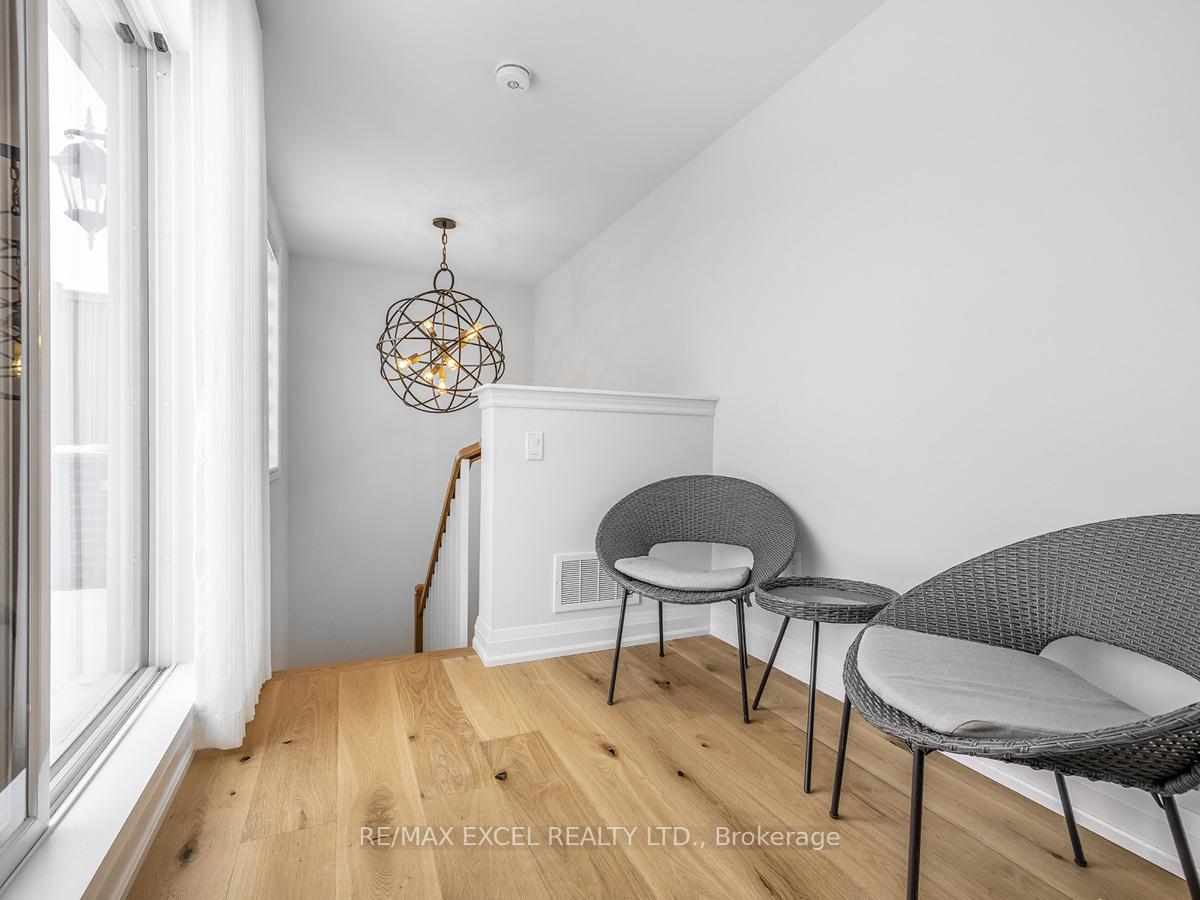 Photo 37 of 230 Rustle Woods Avenue, Markham, Cornell — HOMEH