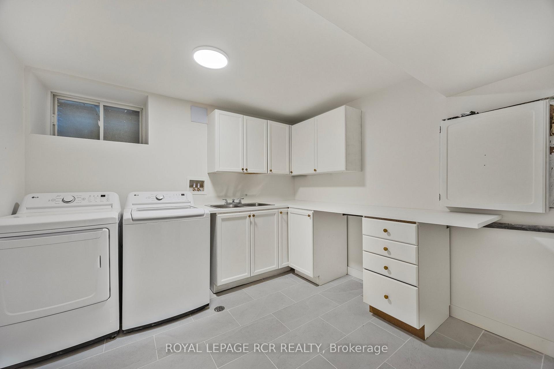 Photo 41 of 161 Wessenger Drive, Barrie, Holly — HOMEH