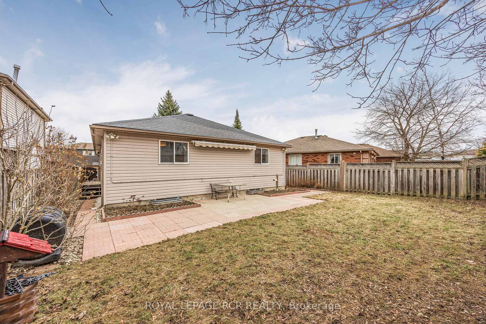 Photo 43 of 161 Wessenger Drive, Barrie, Holly — HOMEH
