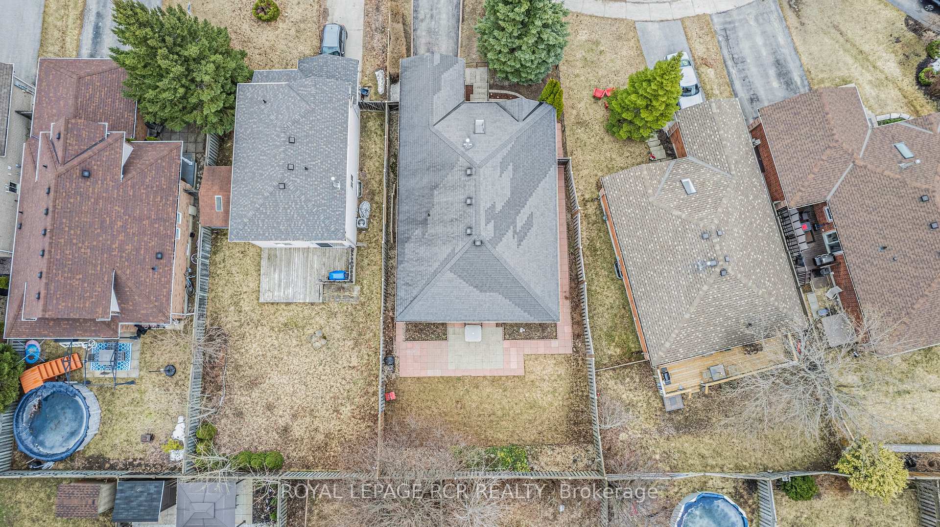 Photo 38 of 161 Wessenger Drive, Barrie, Holly — HOMEH