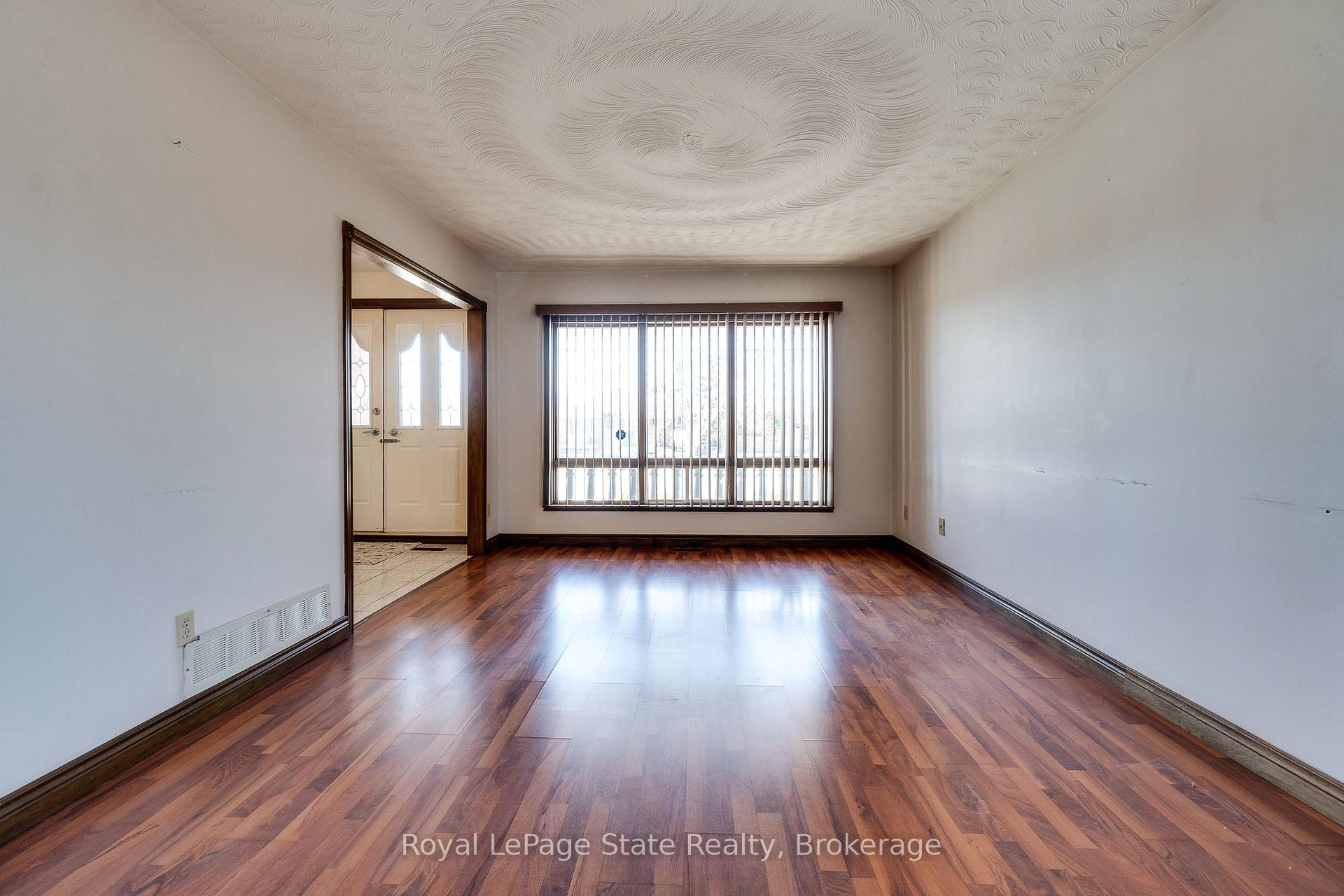 Photo 13 of 239 Millen Road, Hamilton, Stoney Creek — HOMEH