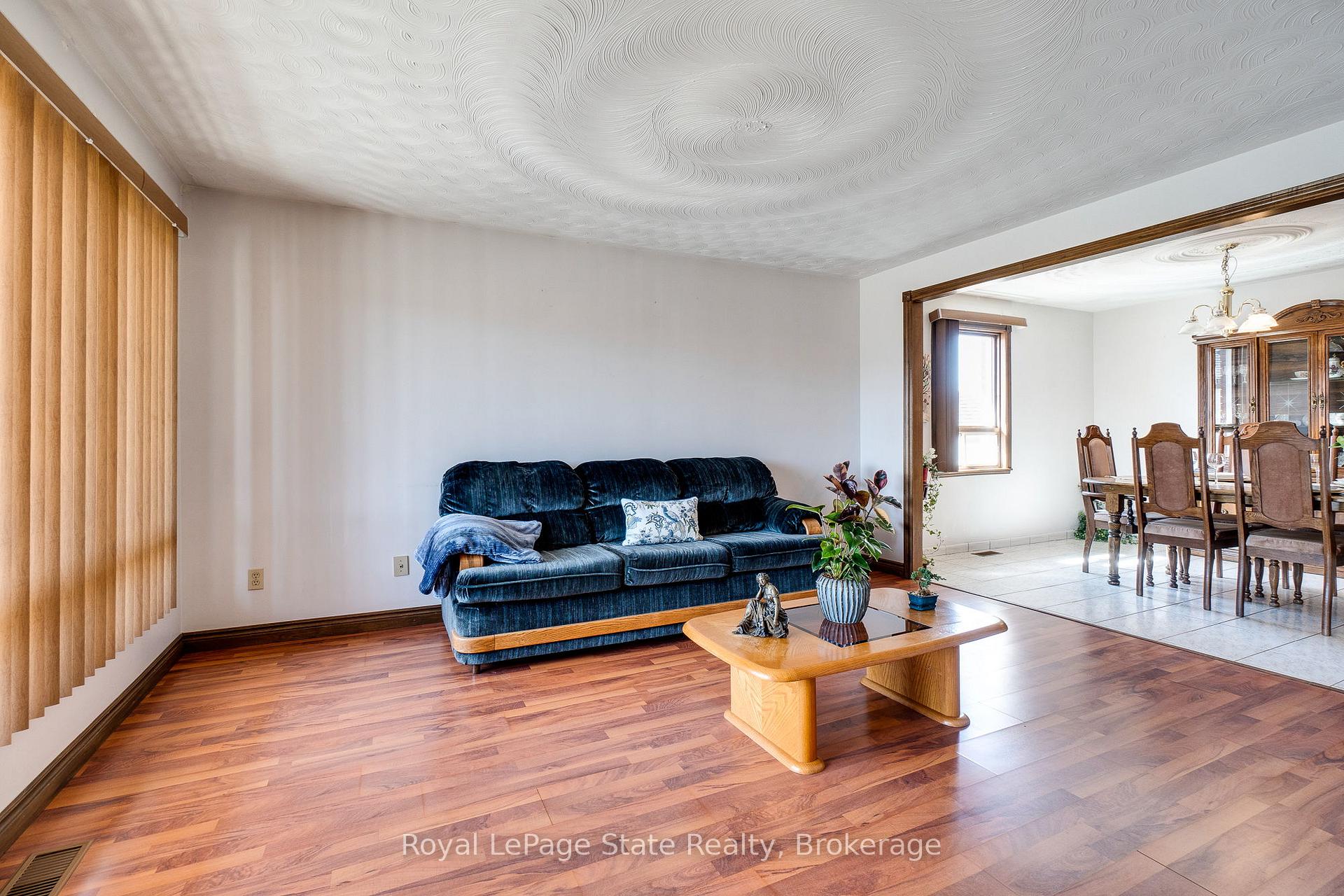 Photo 2 of 239 Millen Road, Hamilton, Stoney Creek — HOMEH
