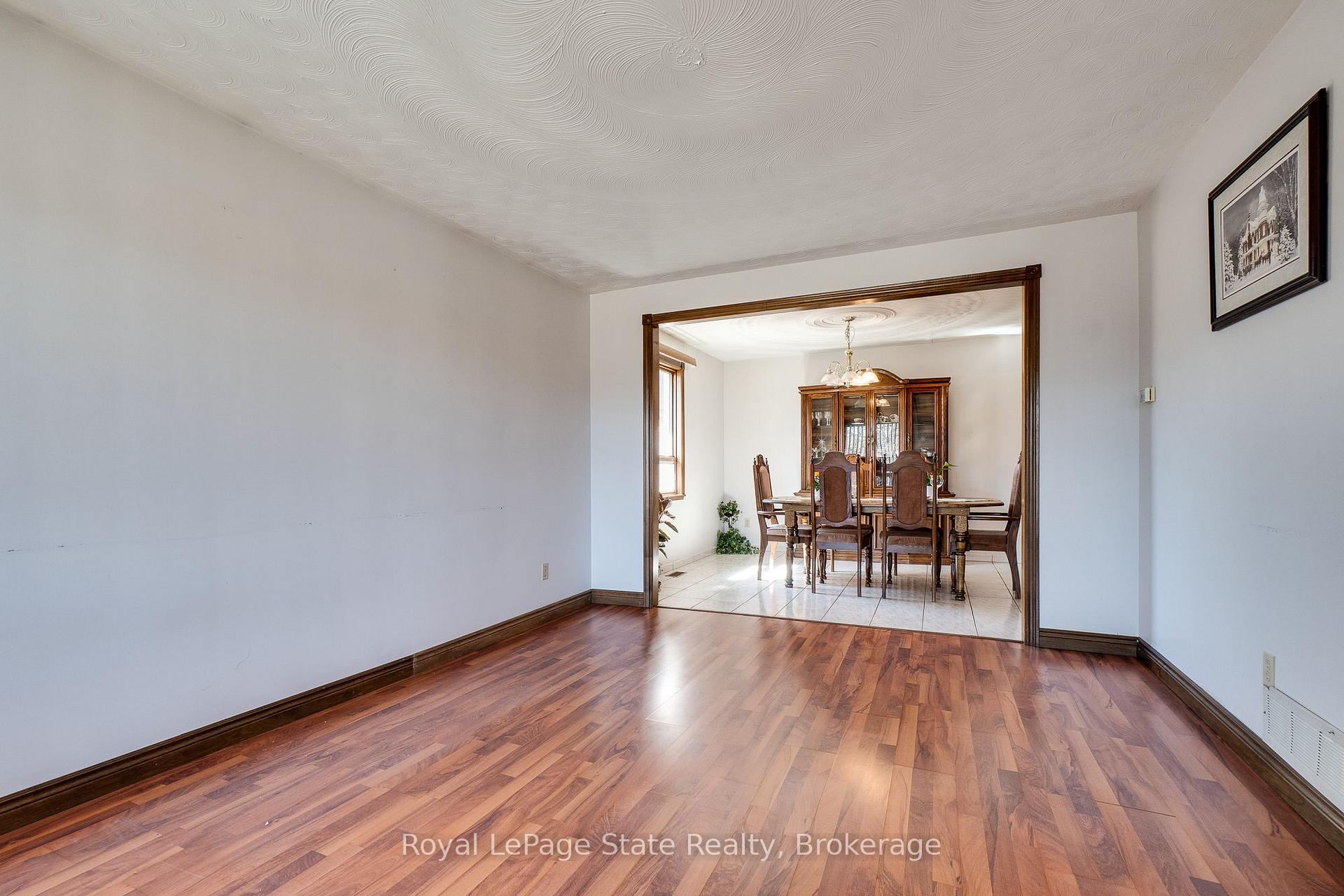 Photo 18 of 239 Millen Road, Hamilton, Stoney Creek — HOMEH