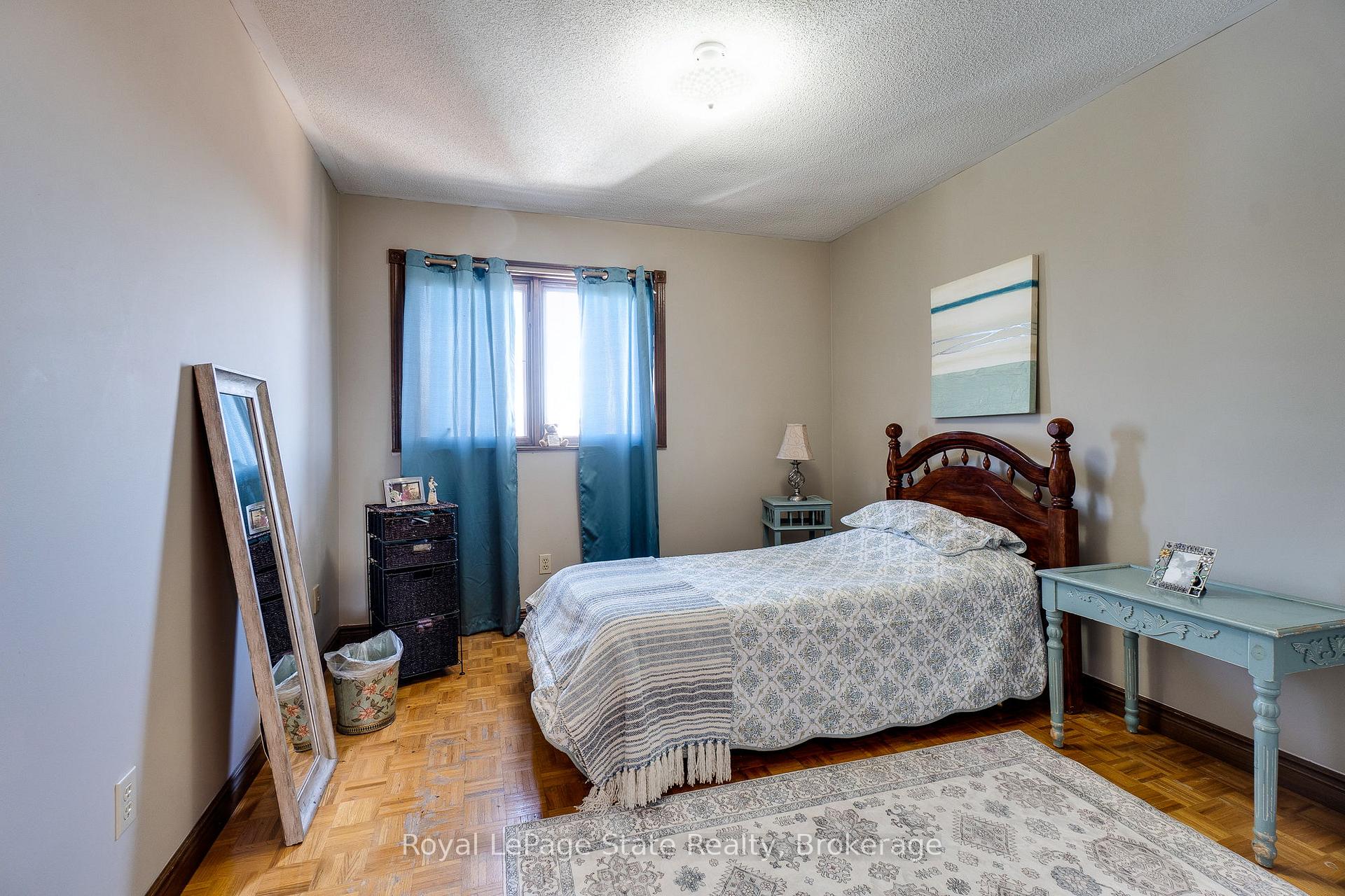 Photo 6 of 239 Millen Road, Hamilton, Stoney Creek — HOMEH