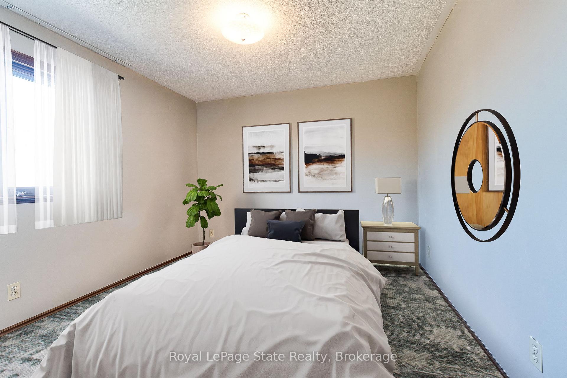 Photo 19 of 239 Millen Road, Hamilton, Stoney Creek — HOMEH