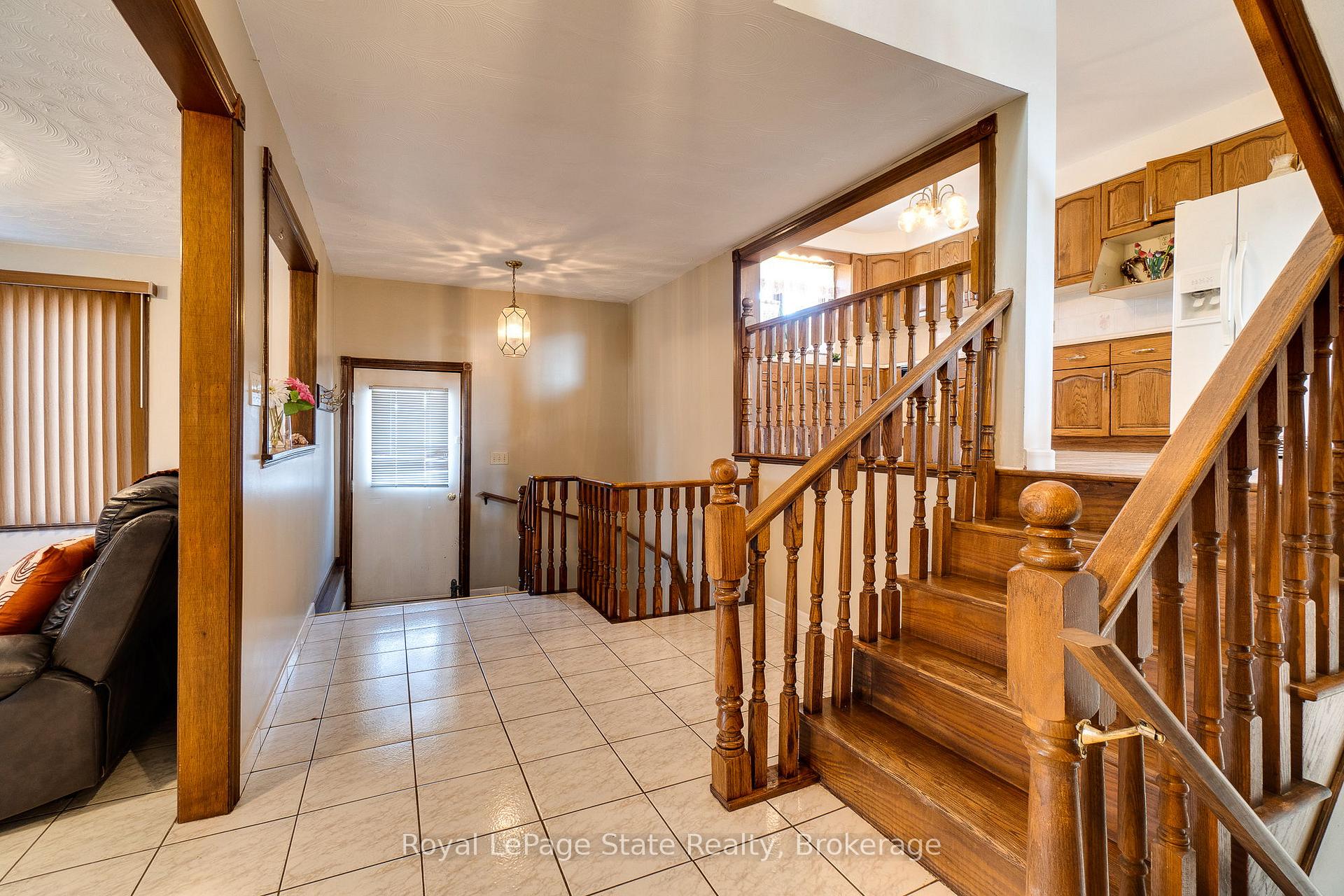 Photo 23 of 239 Millen Road, Hamilton, Stoney Creek — HOMEH