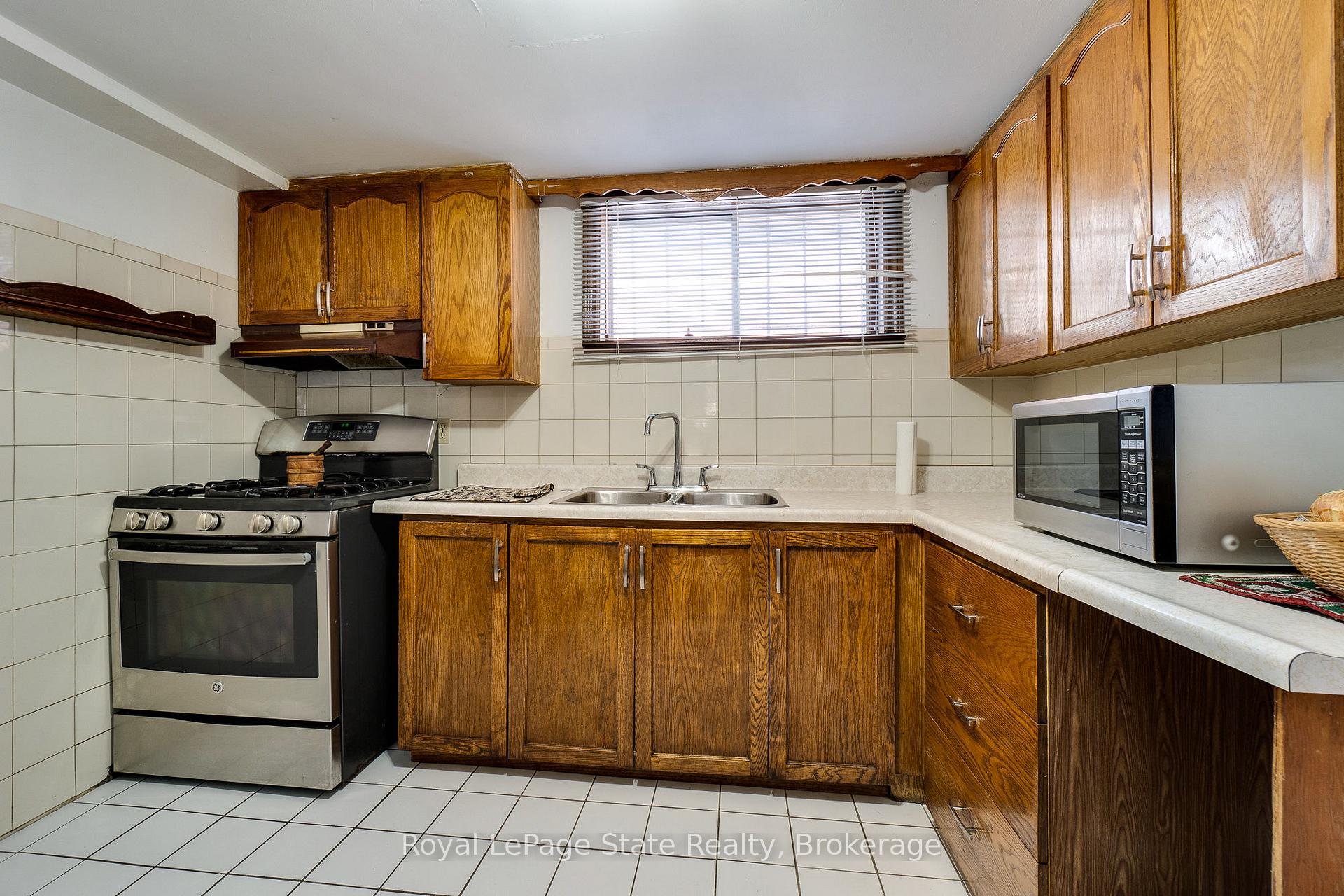 Photo 34 of 239 Millen Road, Hamilton, Stoney Creek — HOMEH