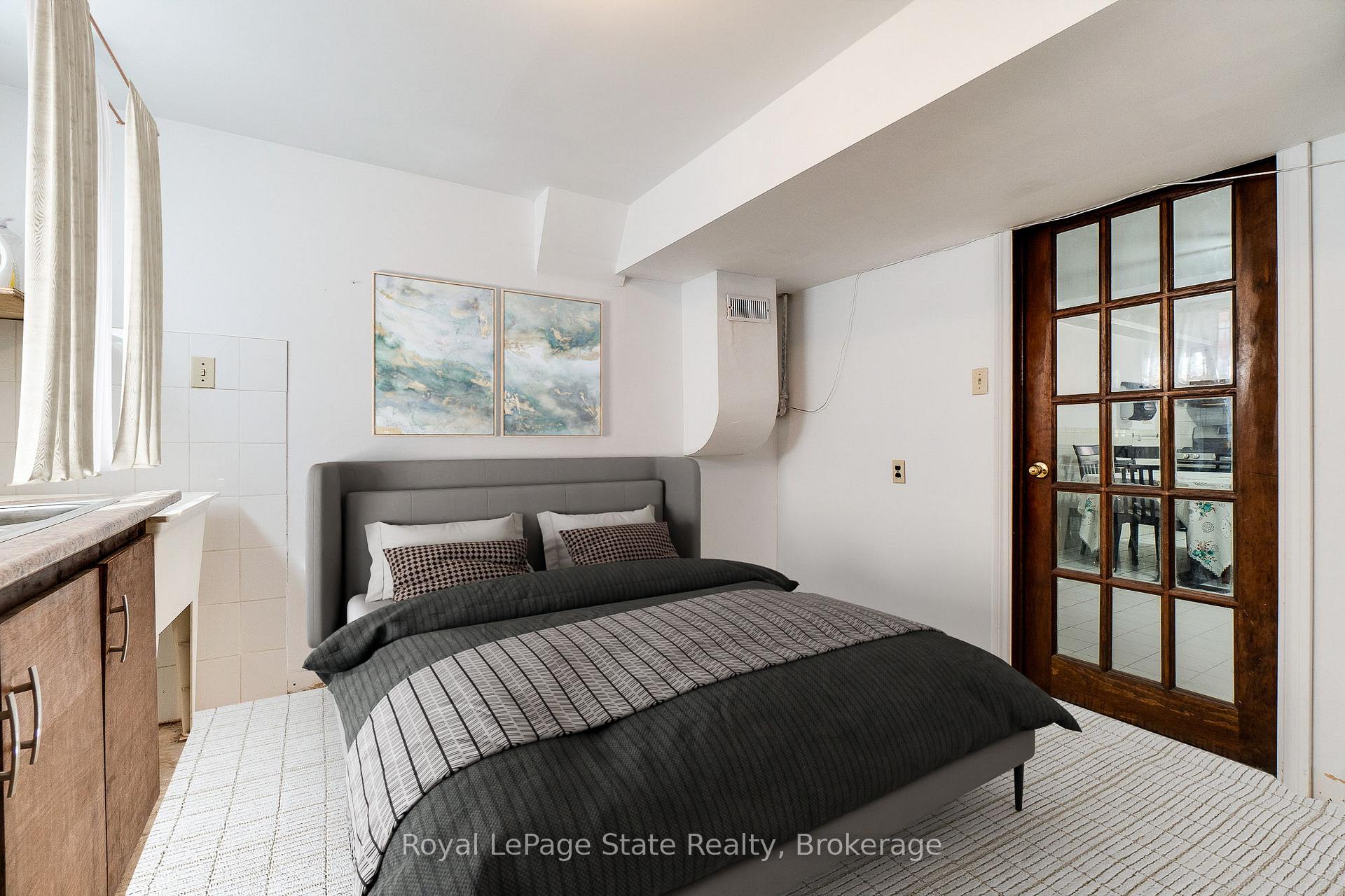 Photo 20 of 239 Millen Road, Hamilton, Stoney Creek — HOMEH