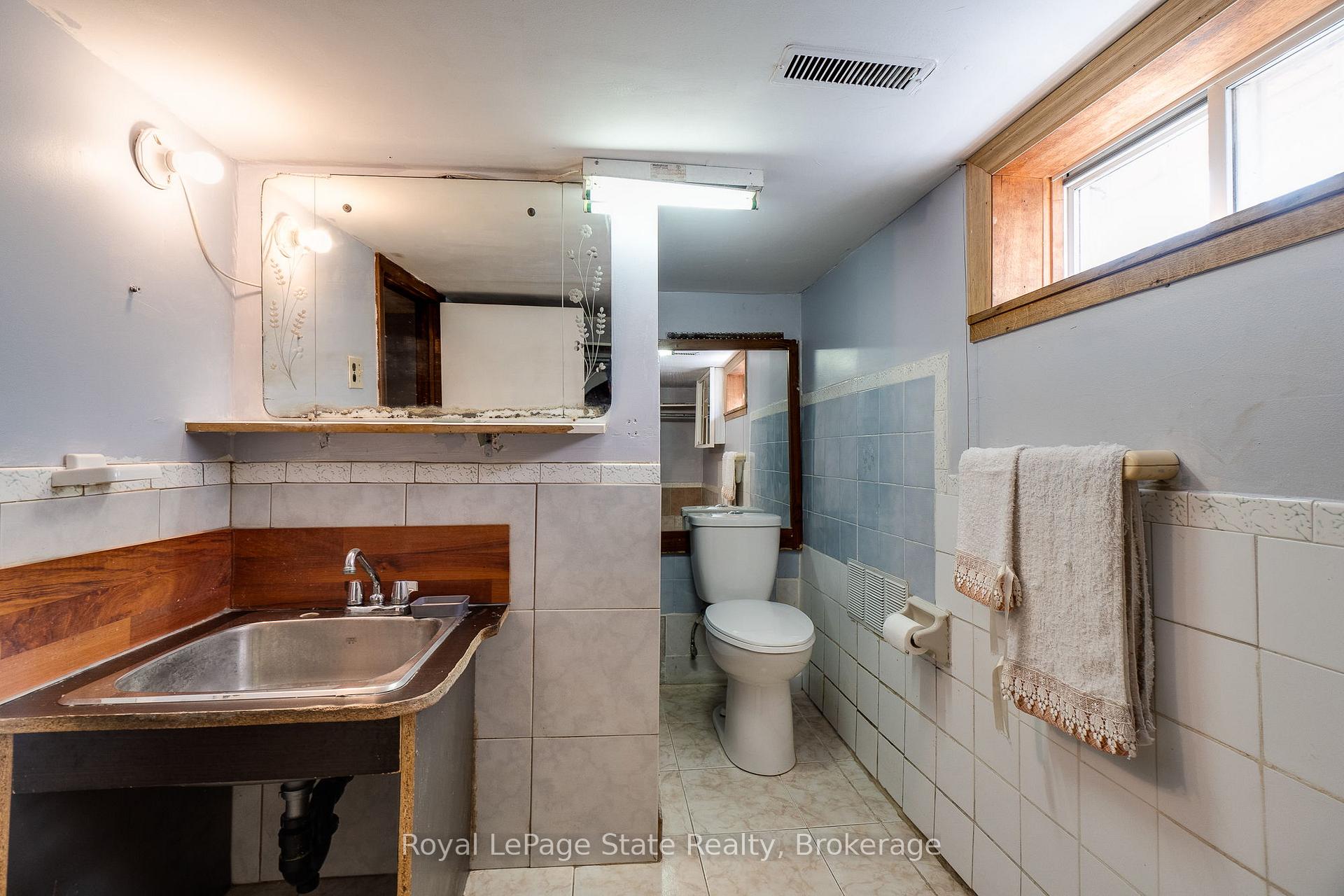 Photo 42 of 239 Millen Road, Hamilton, Stoney Creek — HOMEH